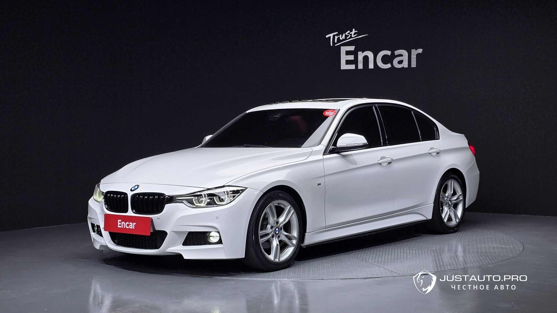 Автомобиль BMW 3-Series
