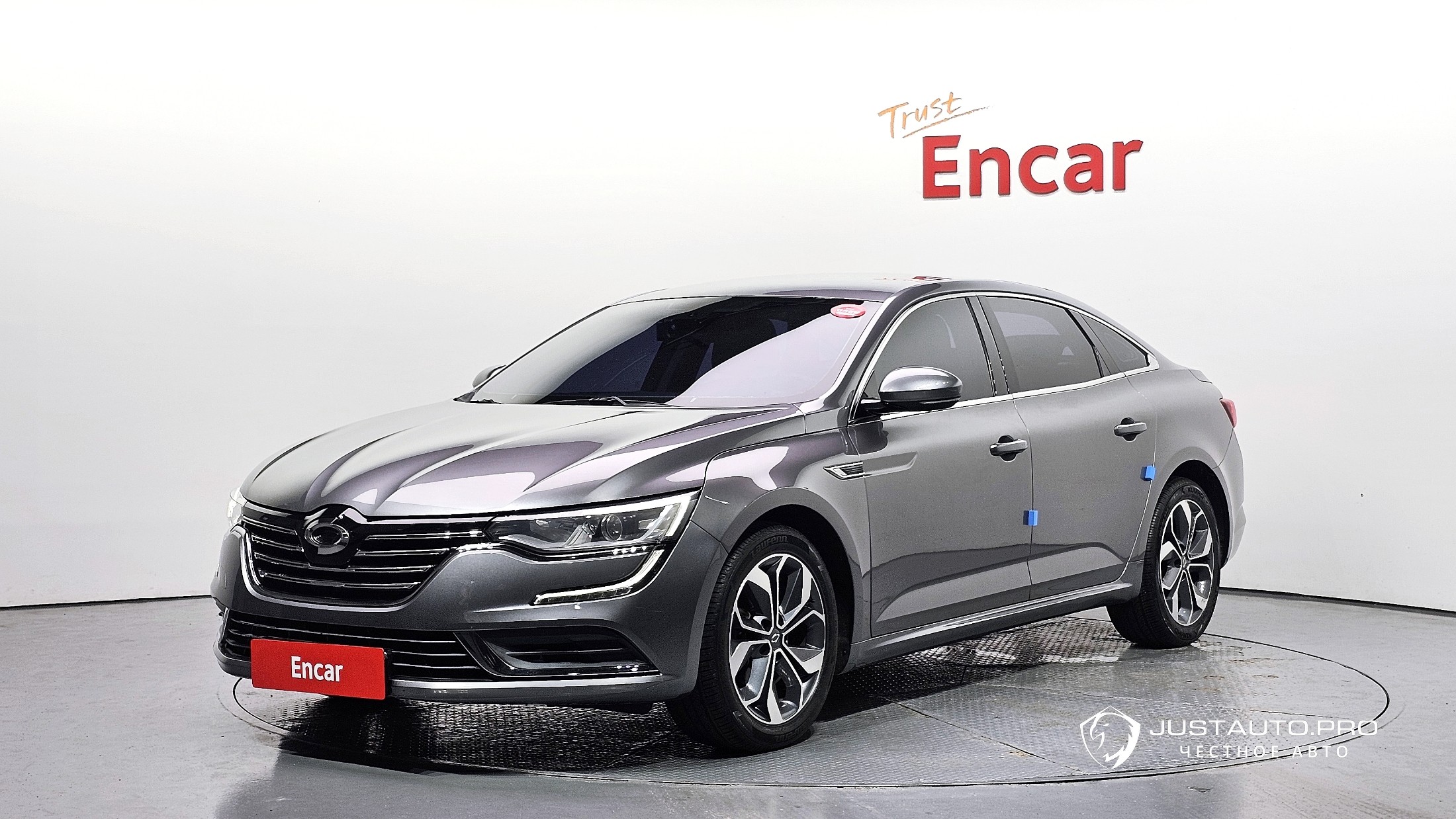 Автомобиль Renault-KoreaSamsung SM6
