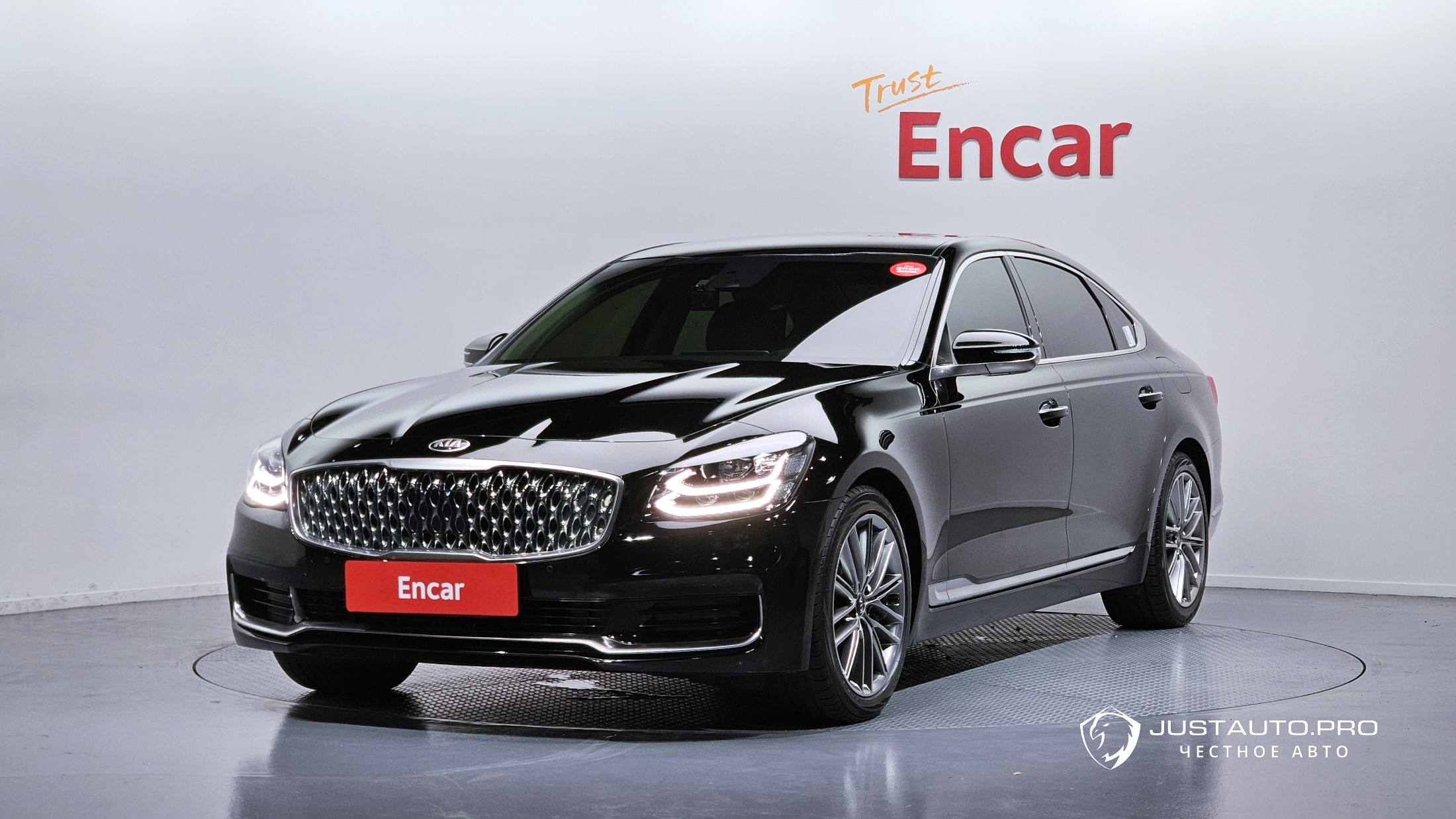 Автомобиль Kia K9