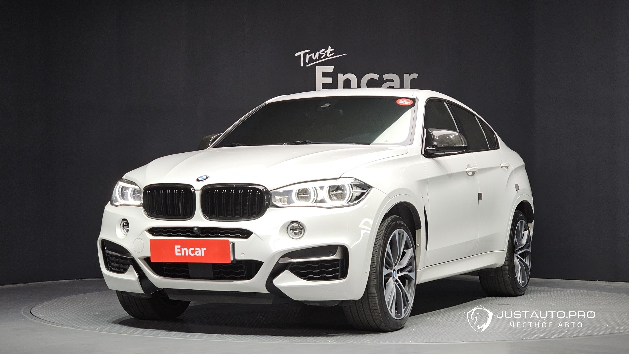 Автомобиль BMW X6