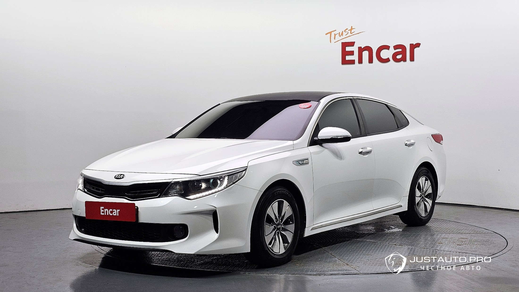 Автомобиль Kia K5