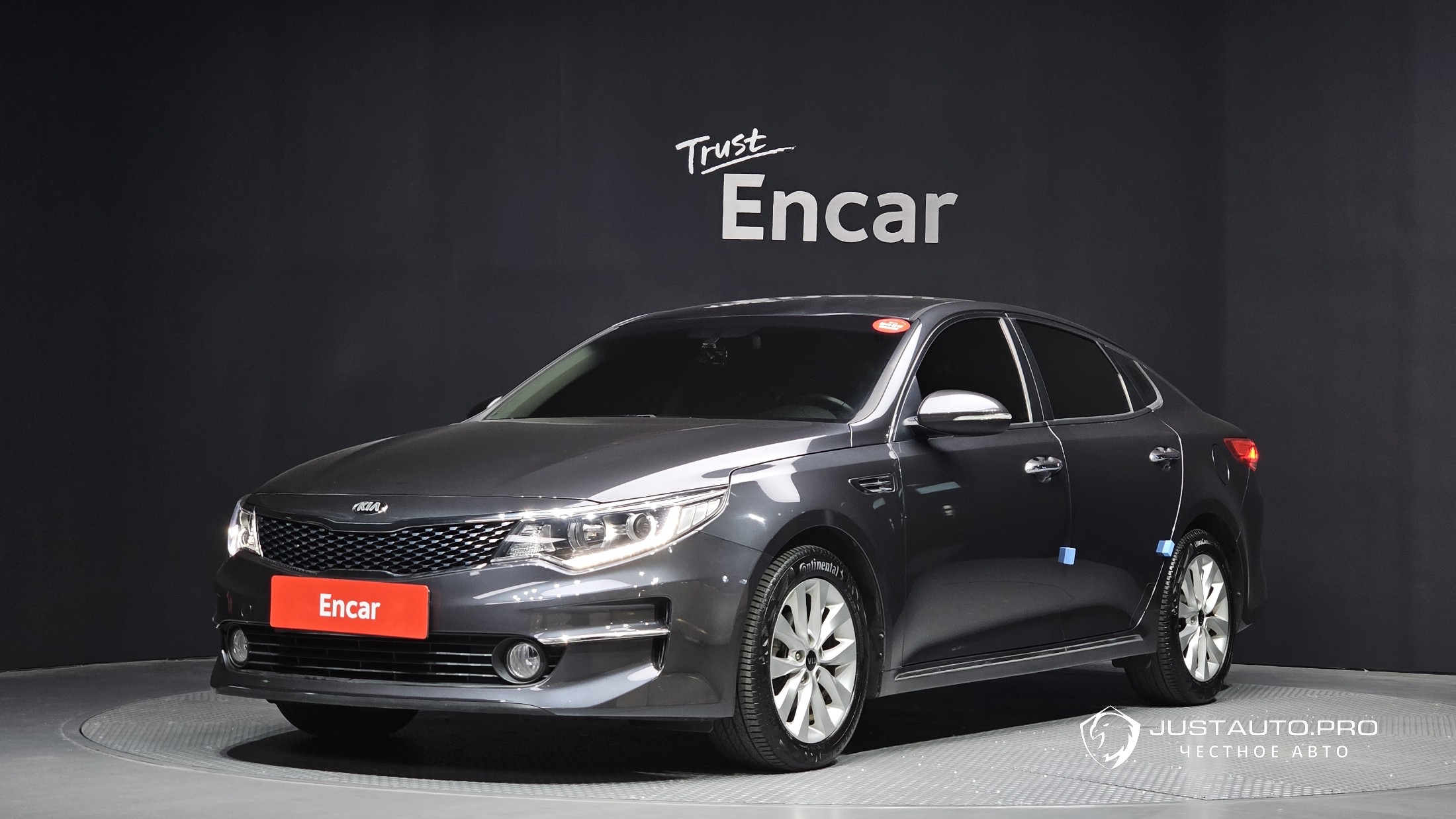 Автомобиль Kia K5