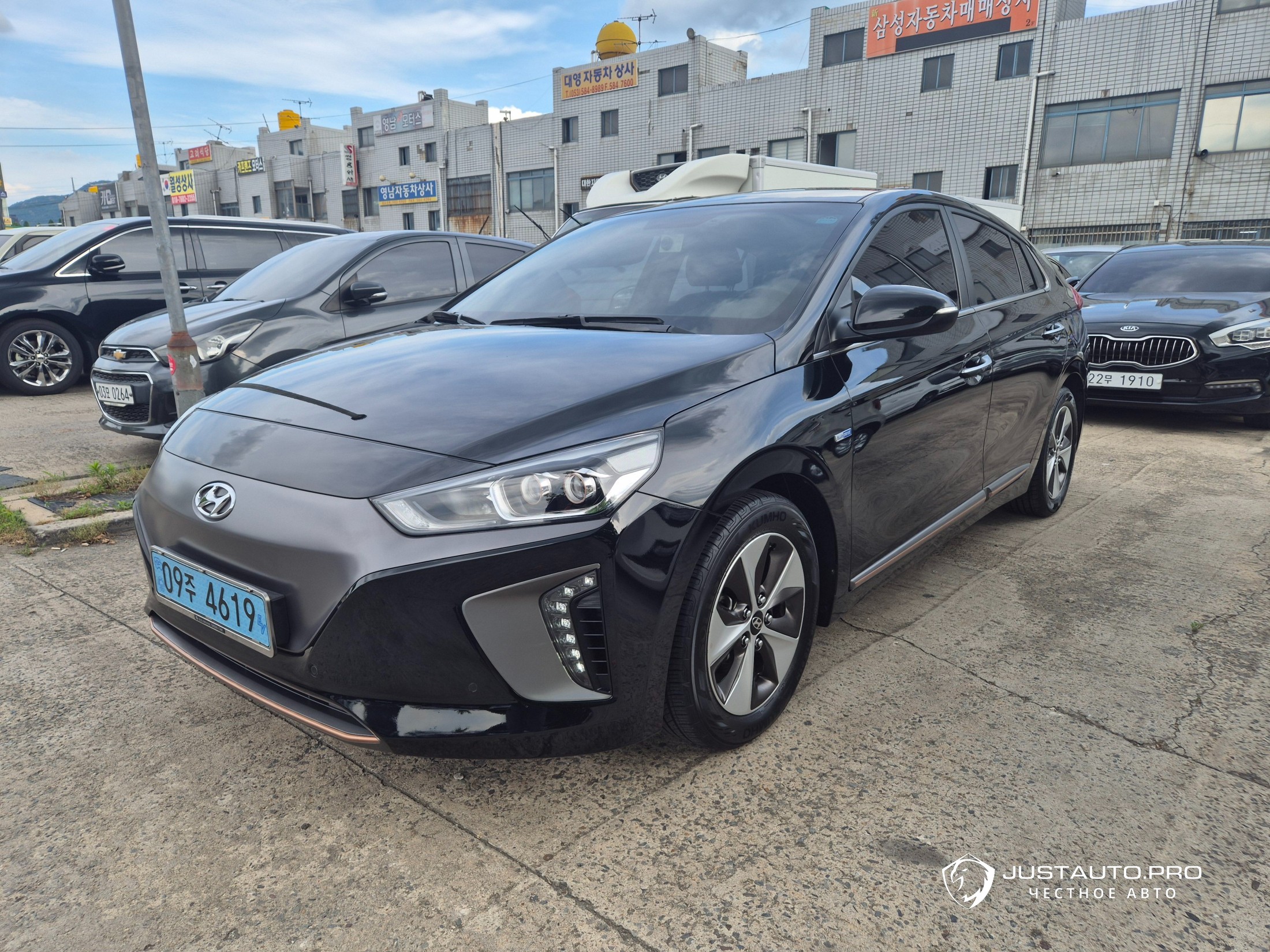 Автомобиль Hyundai Ioniq