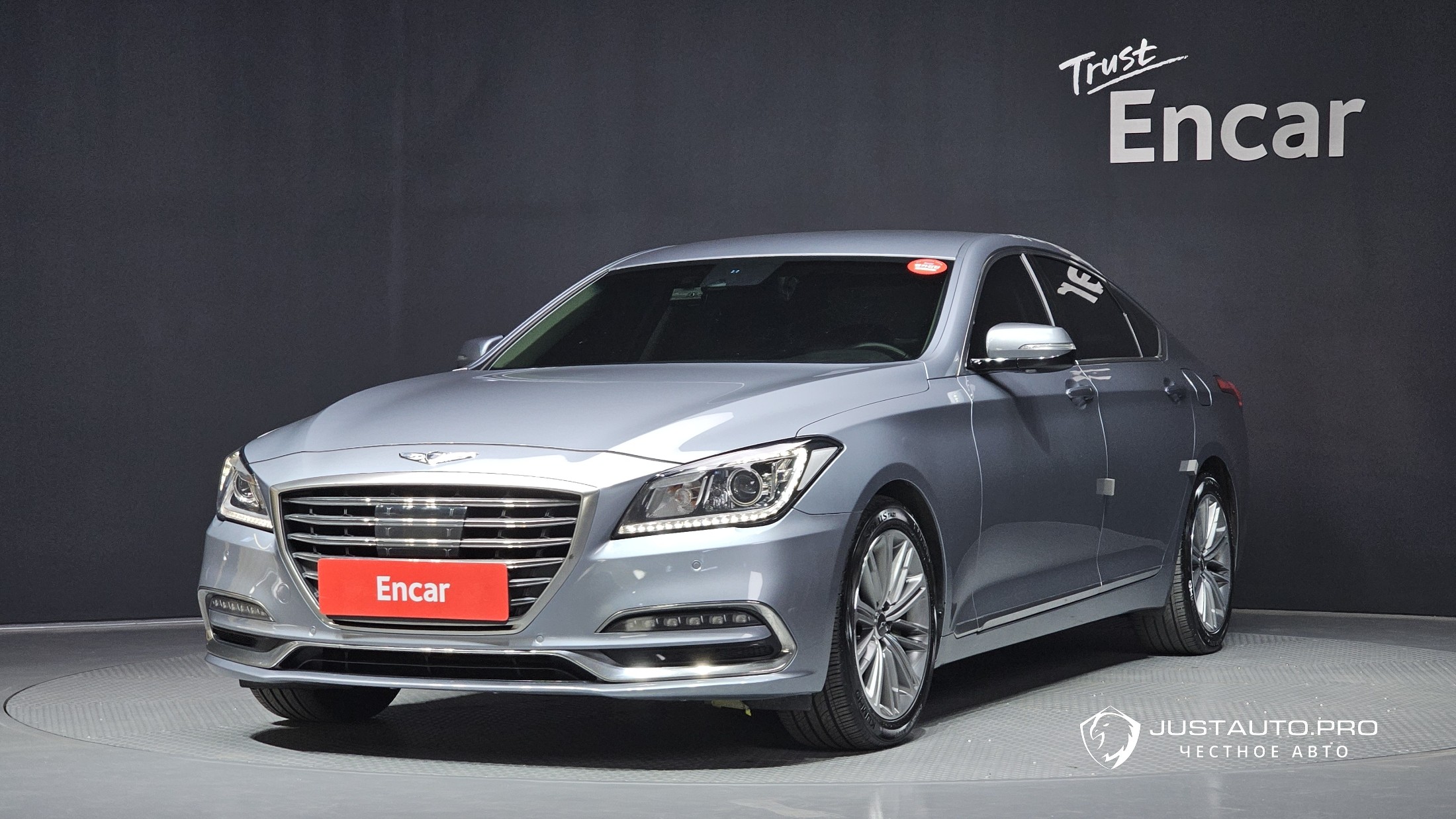 Автомобиль Genesis G80