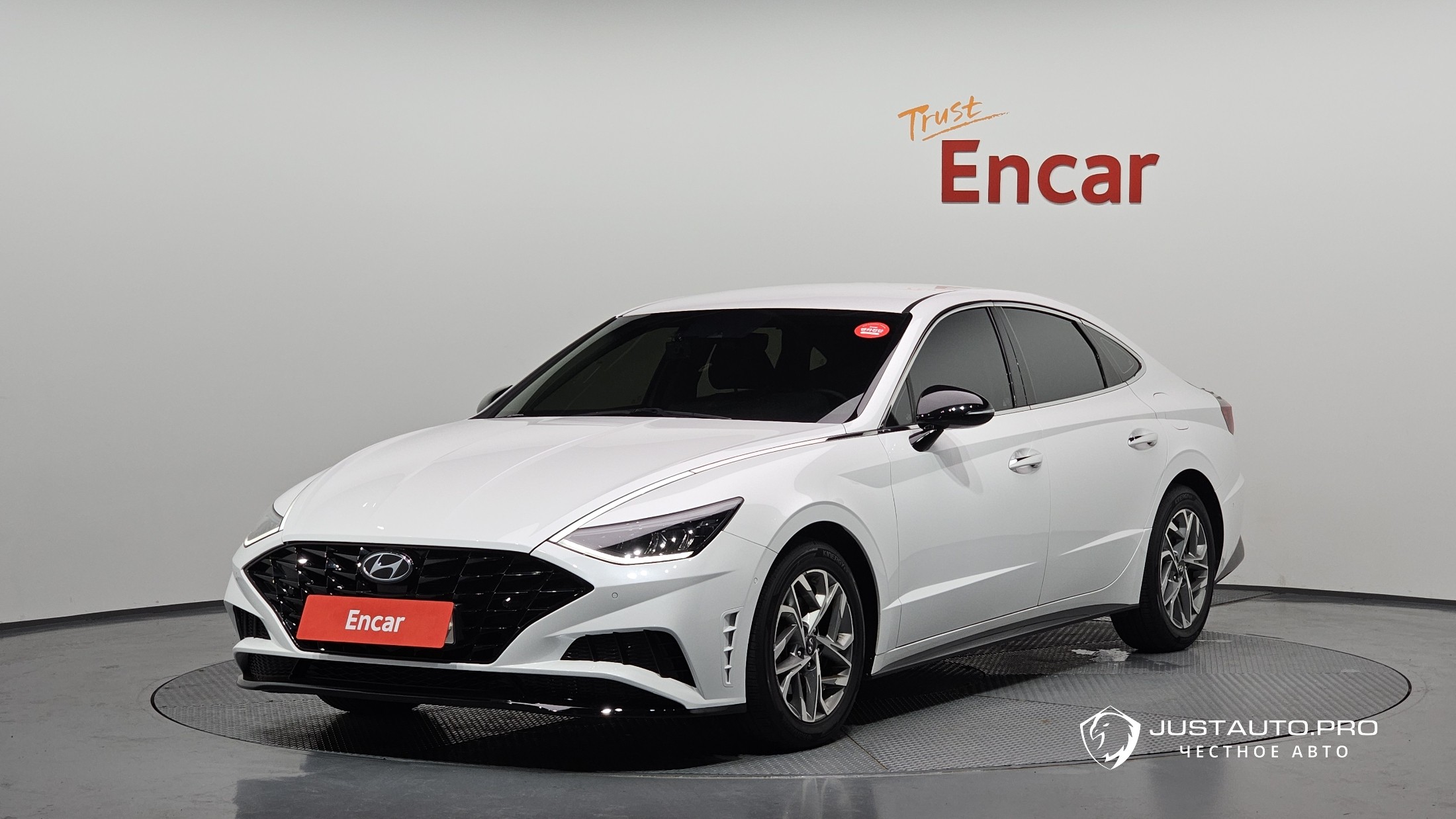 Автомобиль Hyundai Sonata
