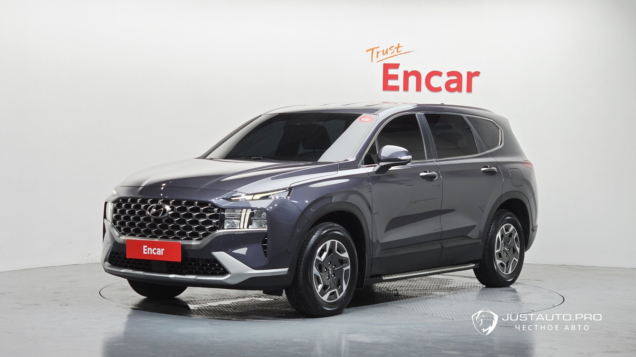 Автомобиль Hyundai Santafe