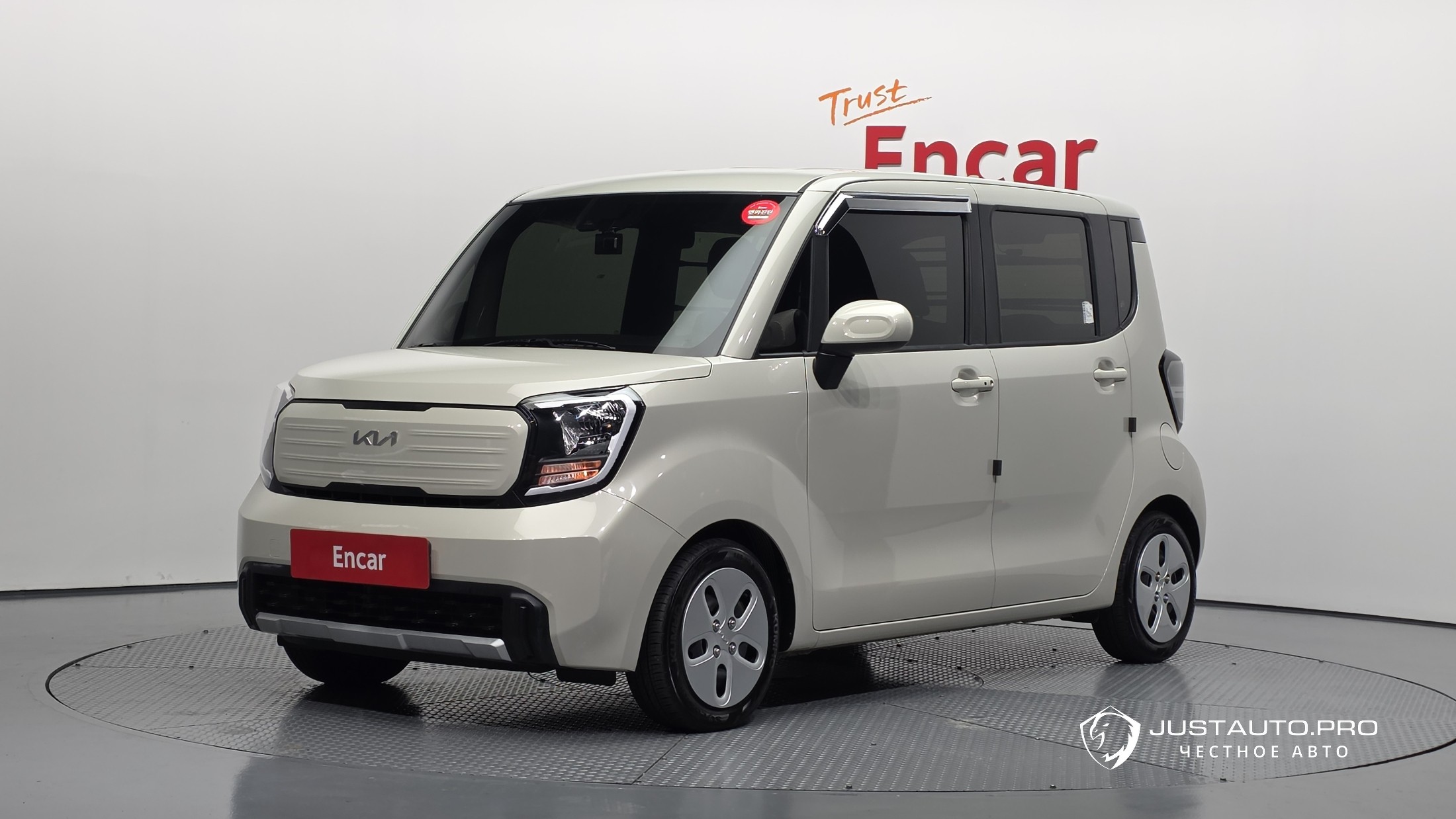 Автомобиль Kia RAY