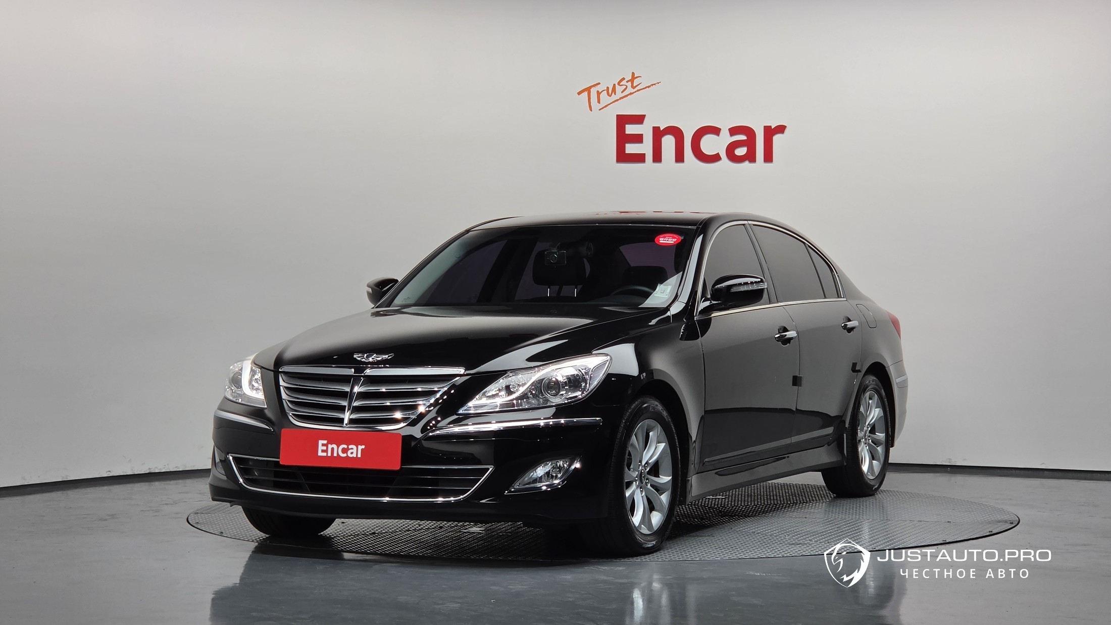 Автомобиль Hyundai Genesis