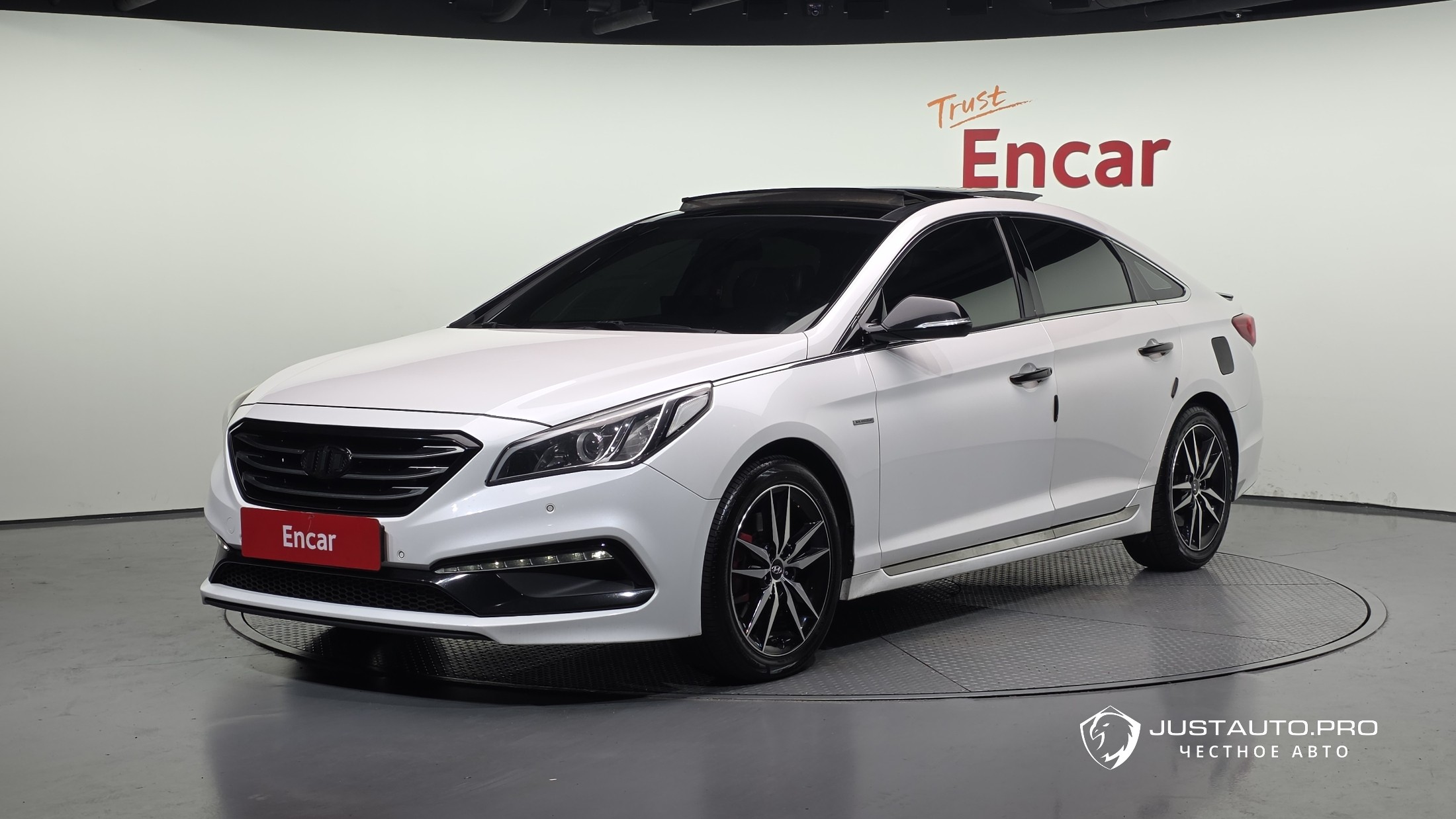 Автомобиль Hyundai Sonata
