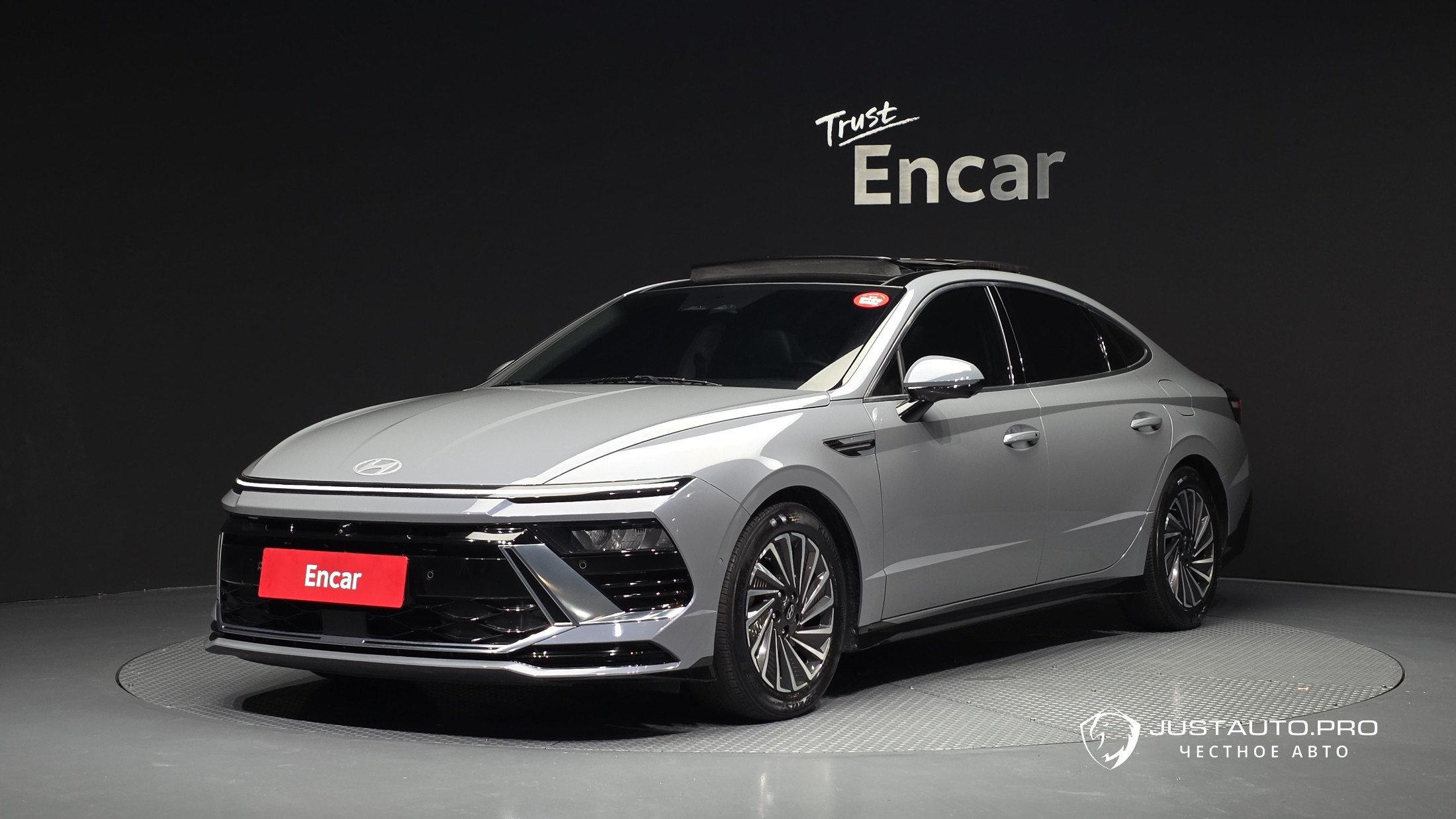 Автомобиль Hyundai Sonata