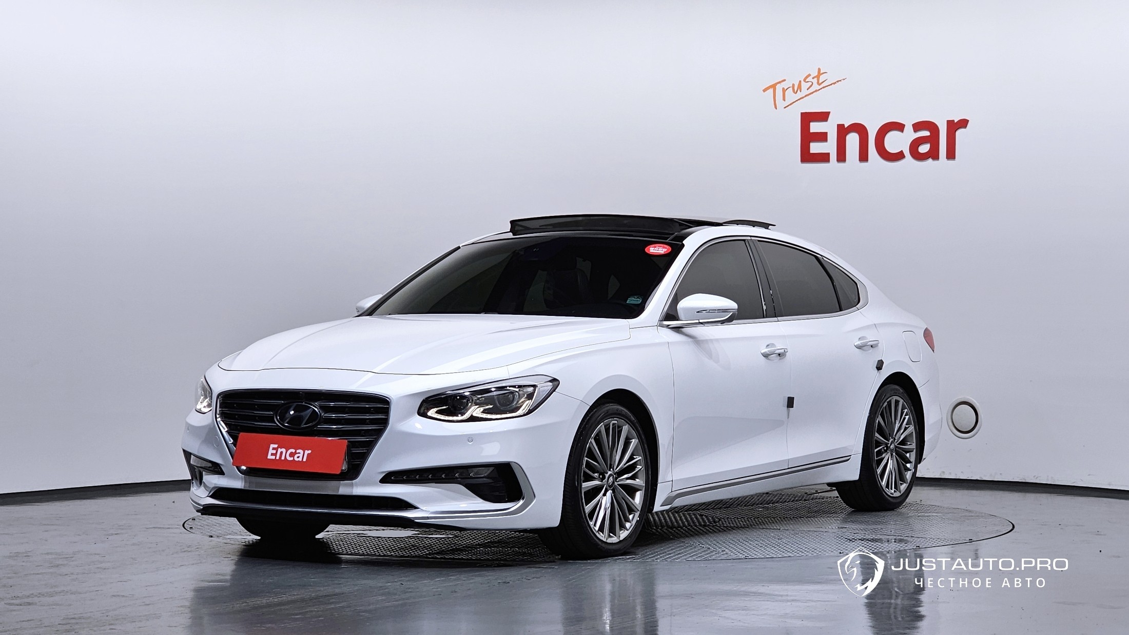 Автомобиль Hyundai Grandeur