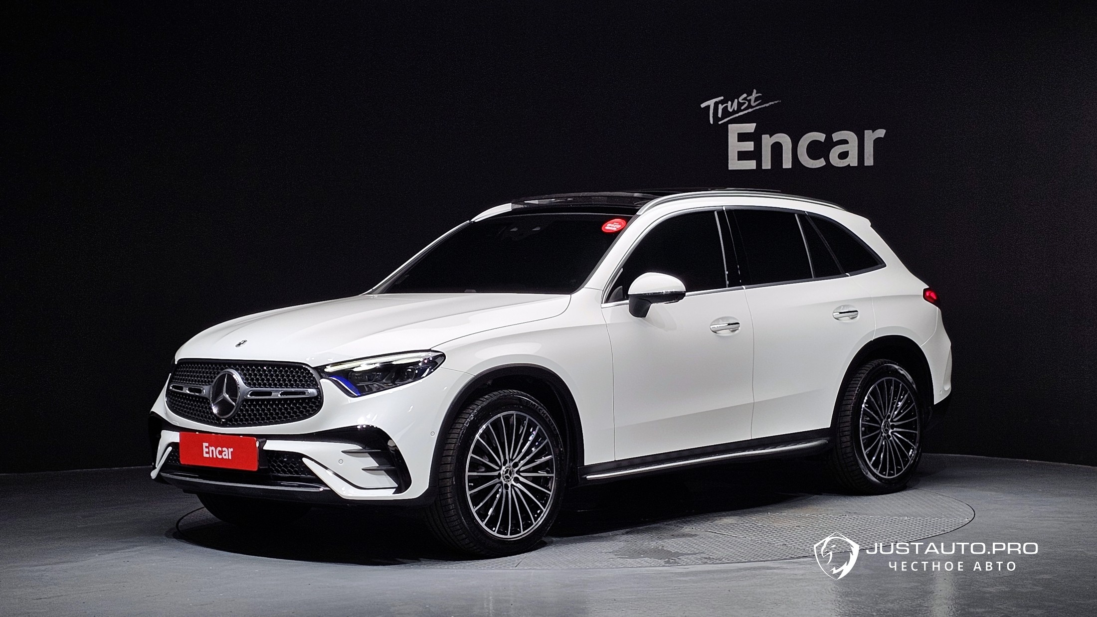 Автомобиль Mercedes-Benz GLC-Class