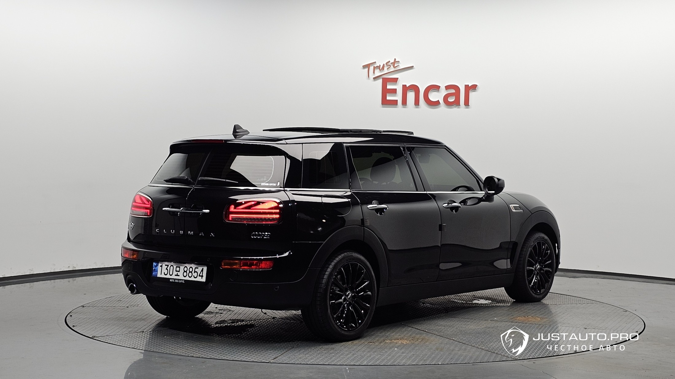 Автомобиль Mini Clubman