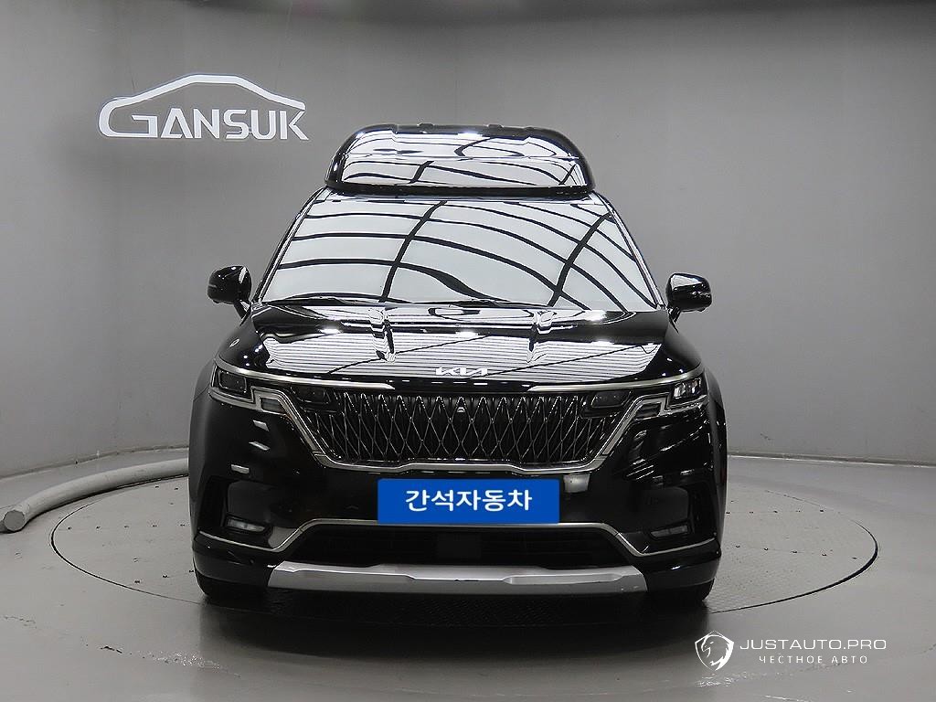 Автомобиль Kia Canival