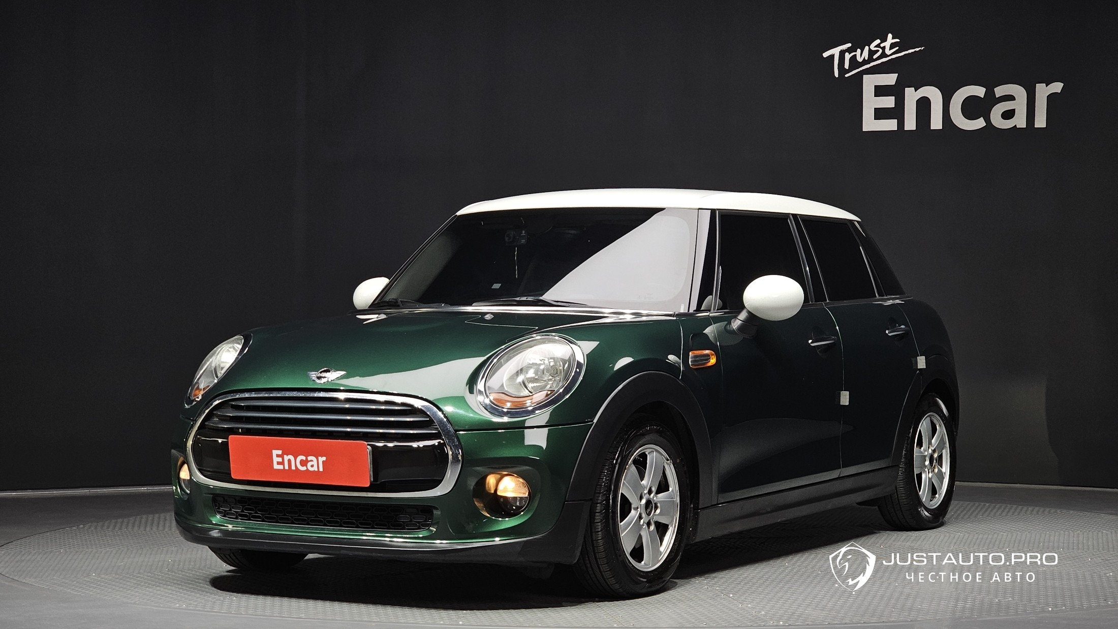 Автомобиль Mini Cooper