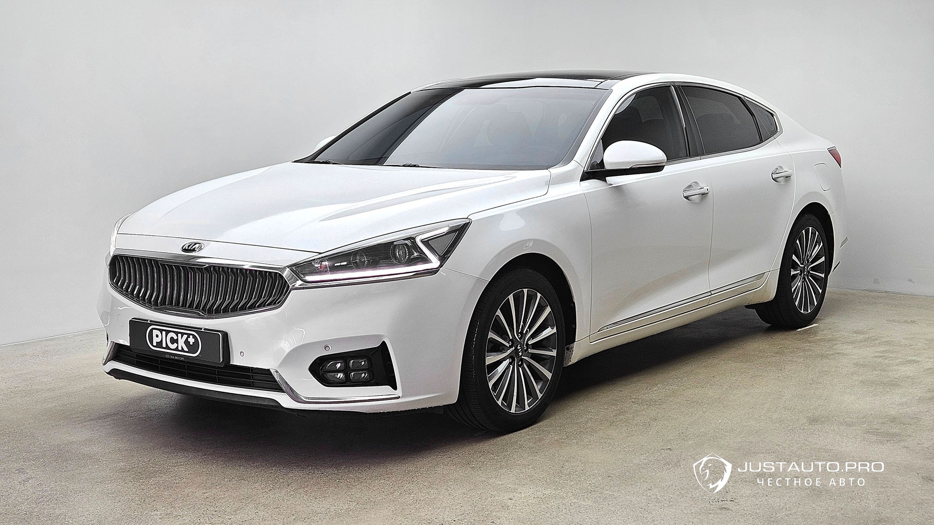 Автомобиль Kia K7