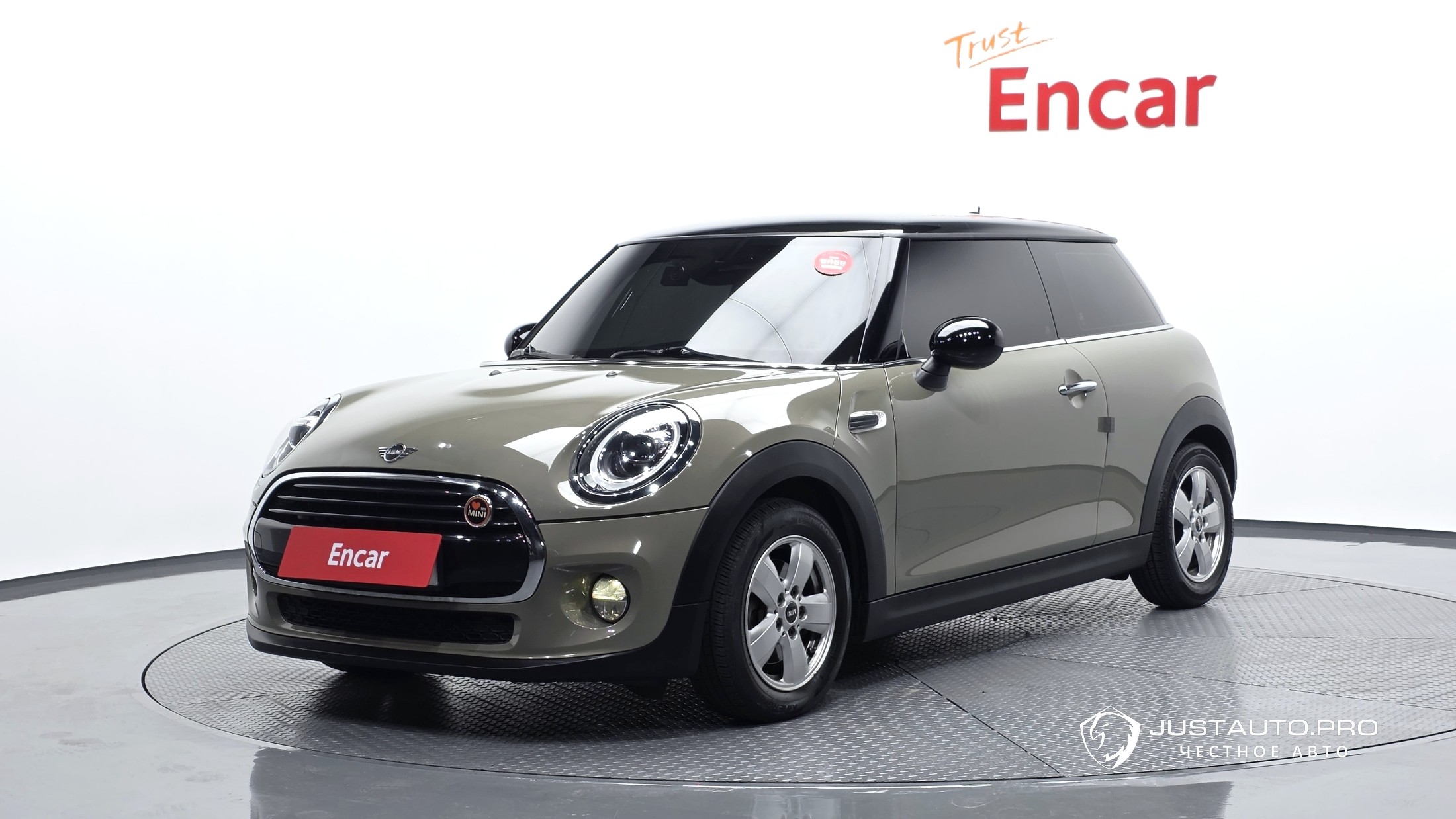 Автомобиль Mini Cooper