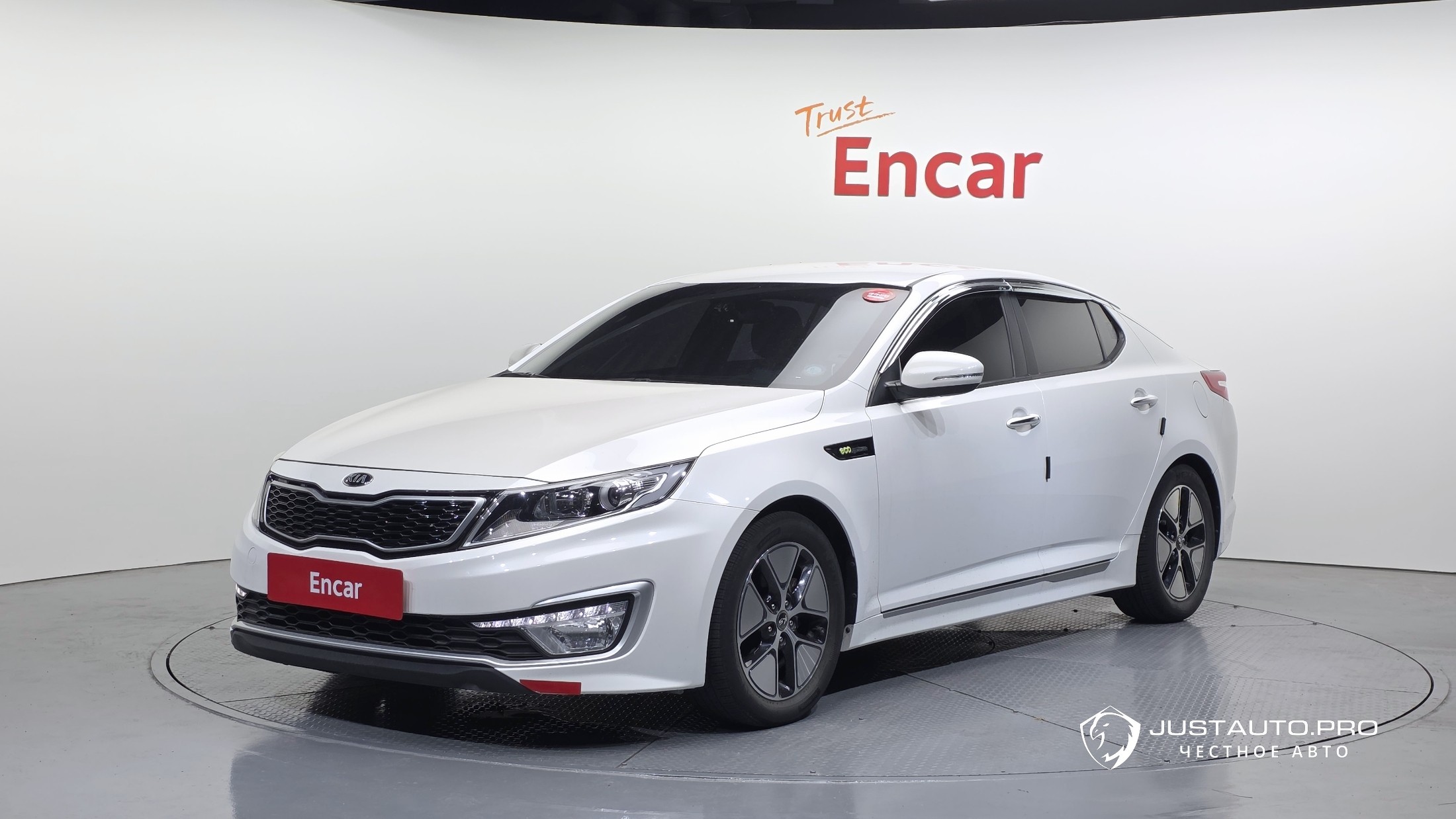 Автомобиль Kia K5