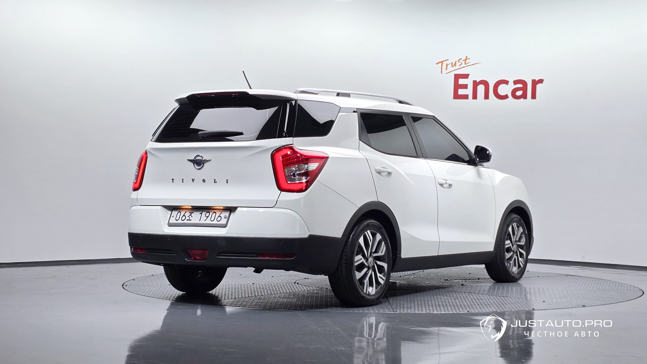 Автомобиль KG_Mobility_Ssangyong TIBOLI