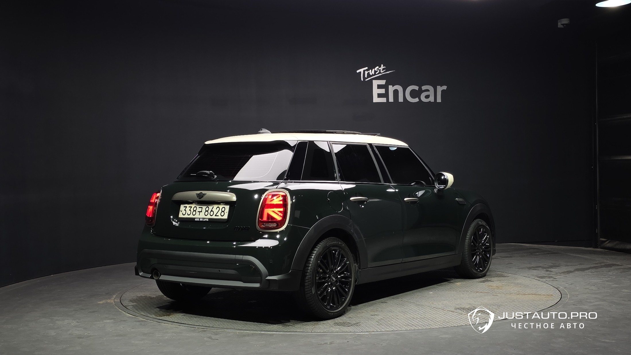 Автомобиль Mini Cooper