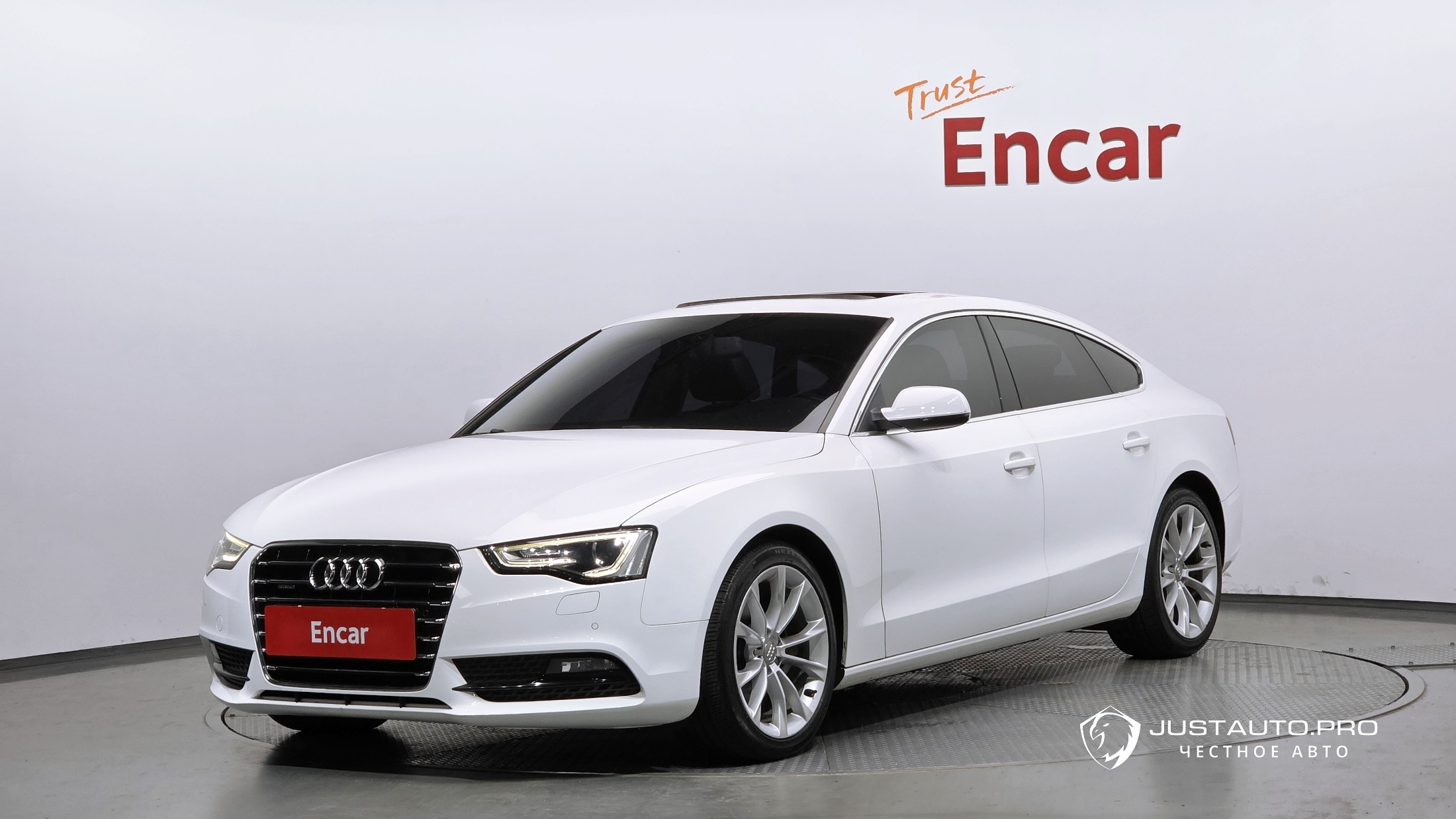 Автомобиль Audi A5