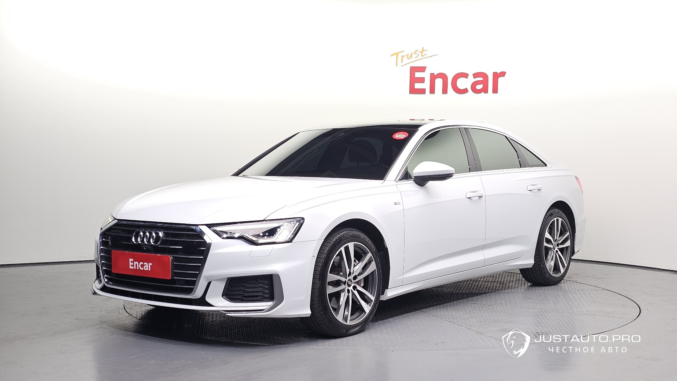 Автомобиль Audi A6