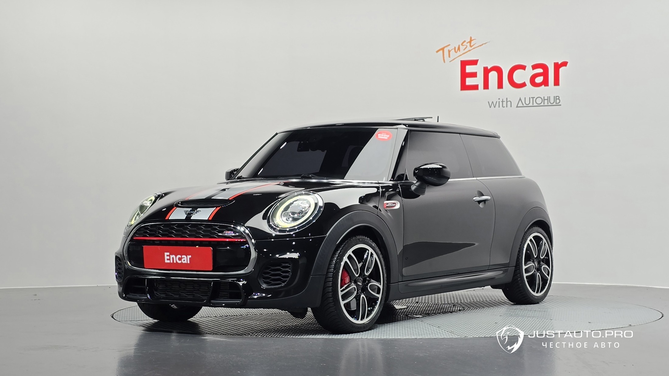 Автомобиль Mini Cooper