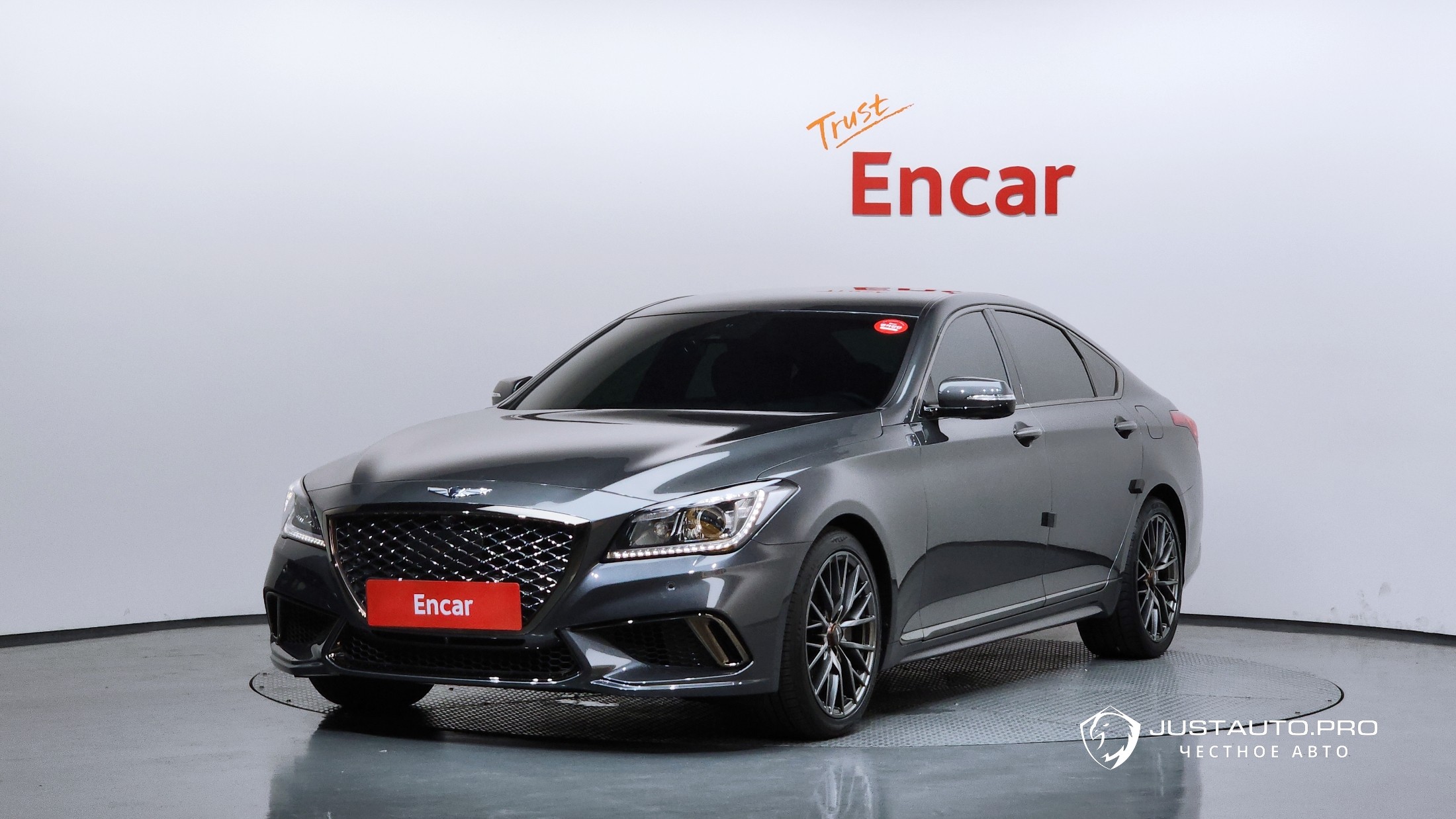 Автомобиль Genesis G80