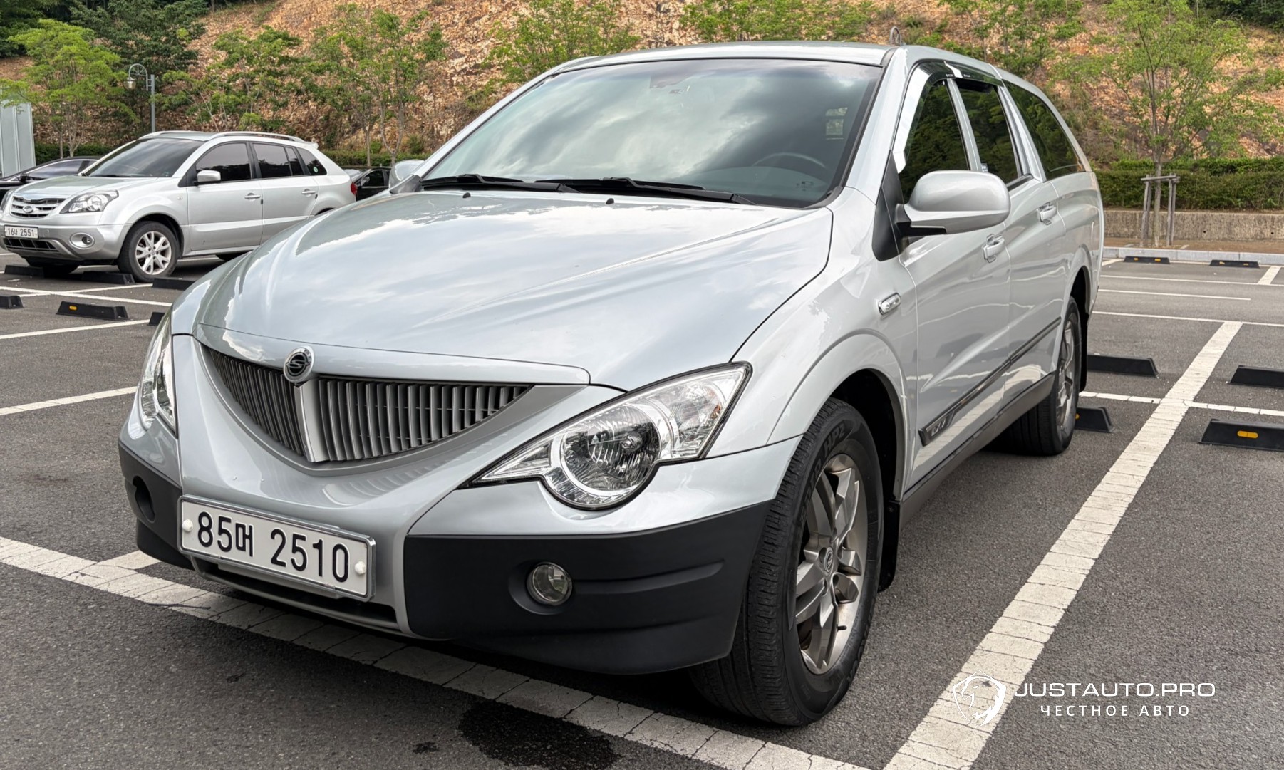 Автомобиль KG_Mobility_Ssangyong Actyon