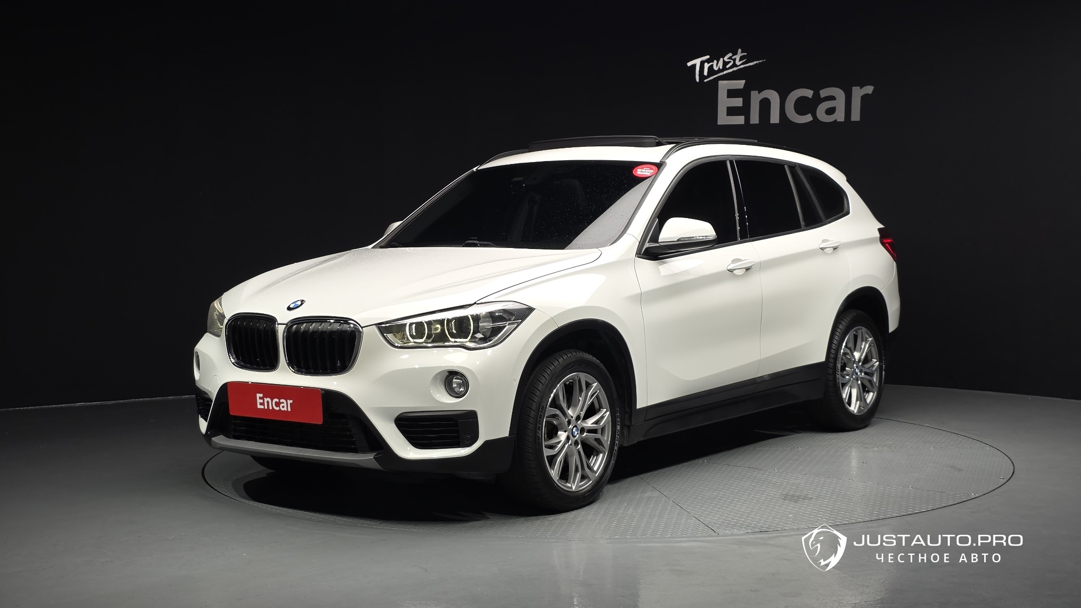 Автомобиль BMW X1