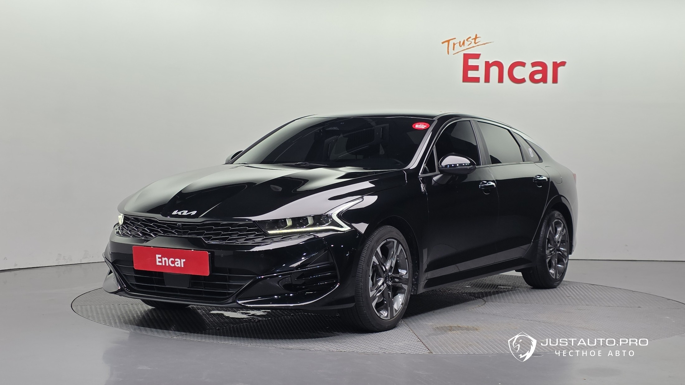 Автомобиль Kia K5