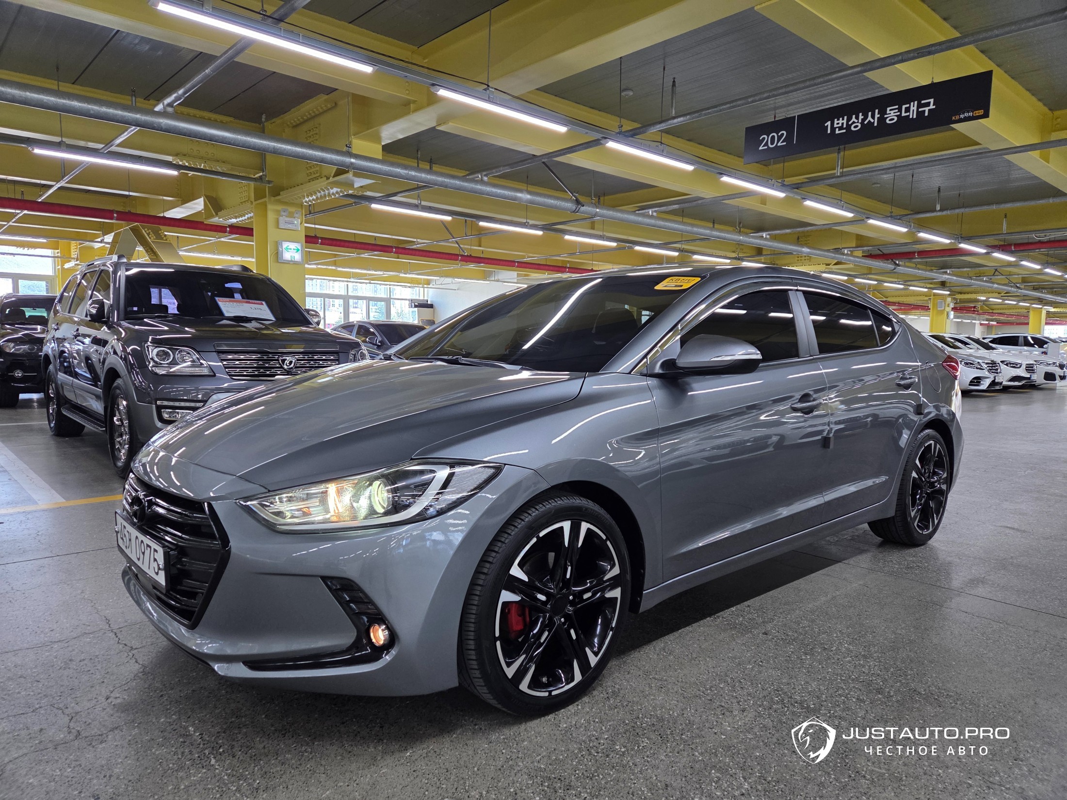 Автомобиль Hyundai AVANTE