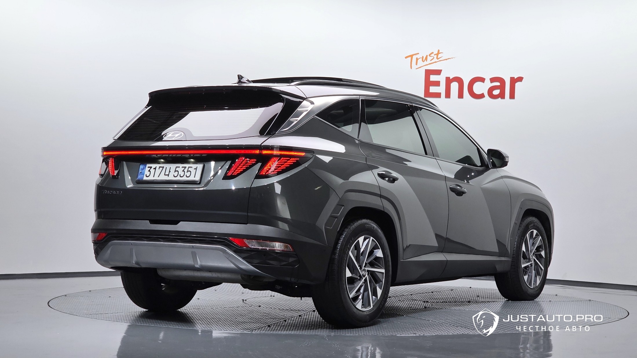 Автомобиль Hyundai Tucson