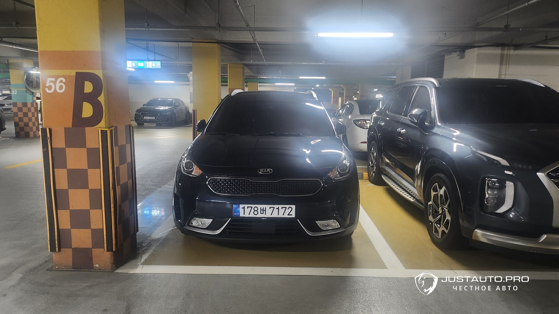 Автомобиль Kia Niro