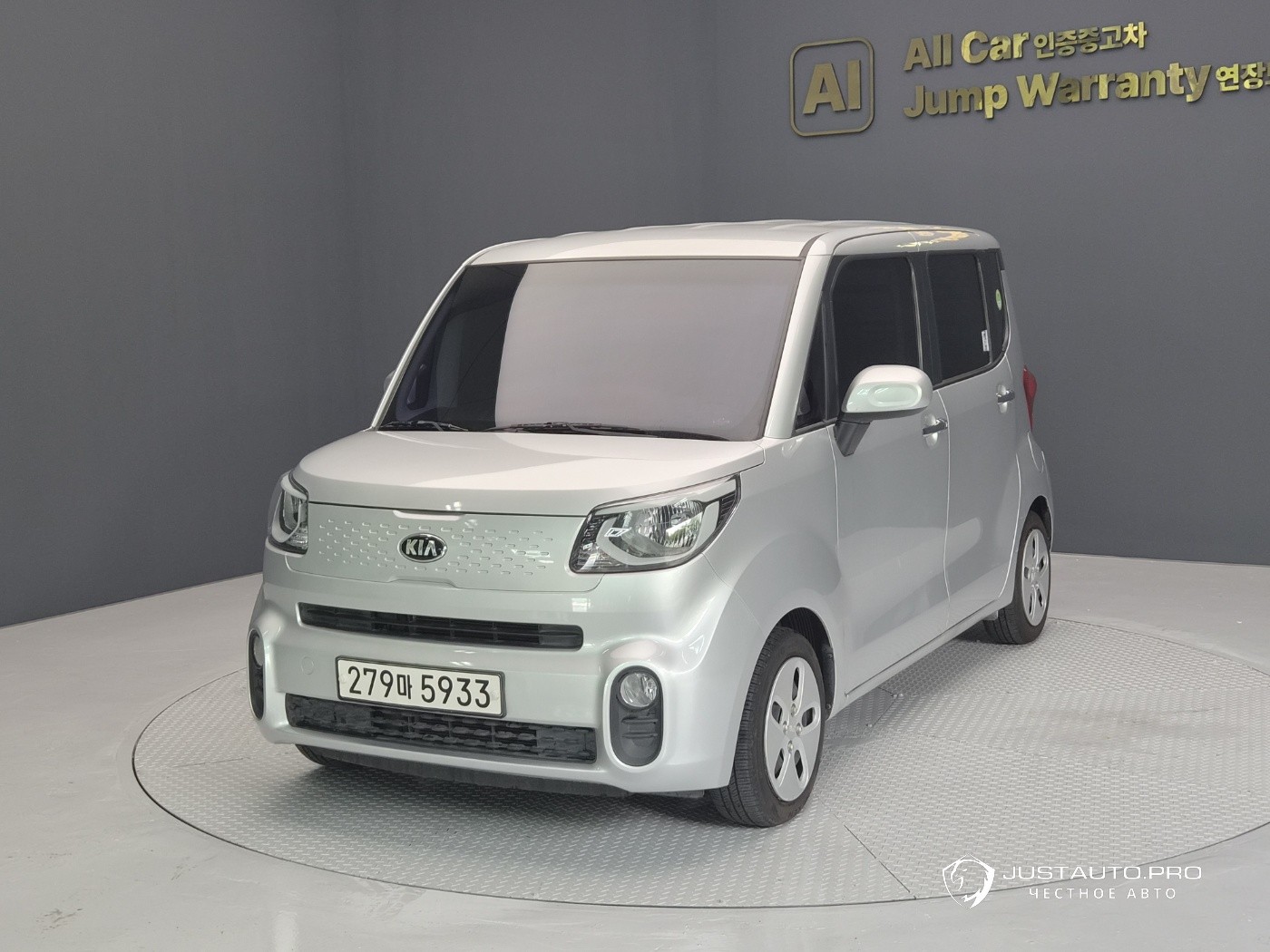 Автомобиль Kia RAY
