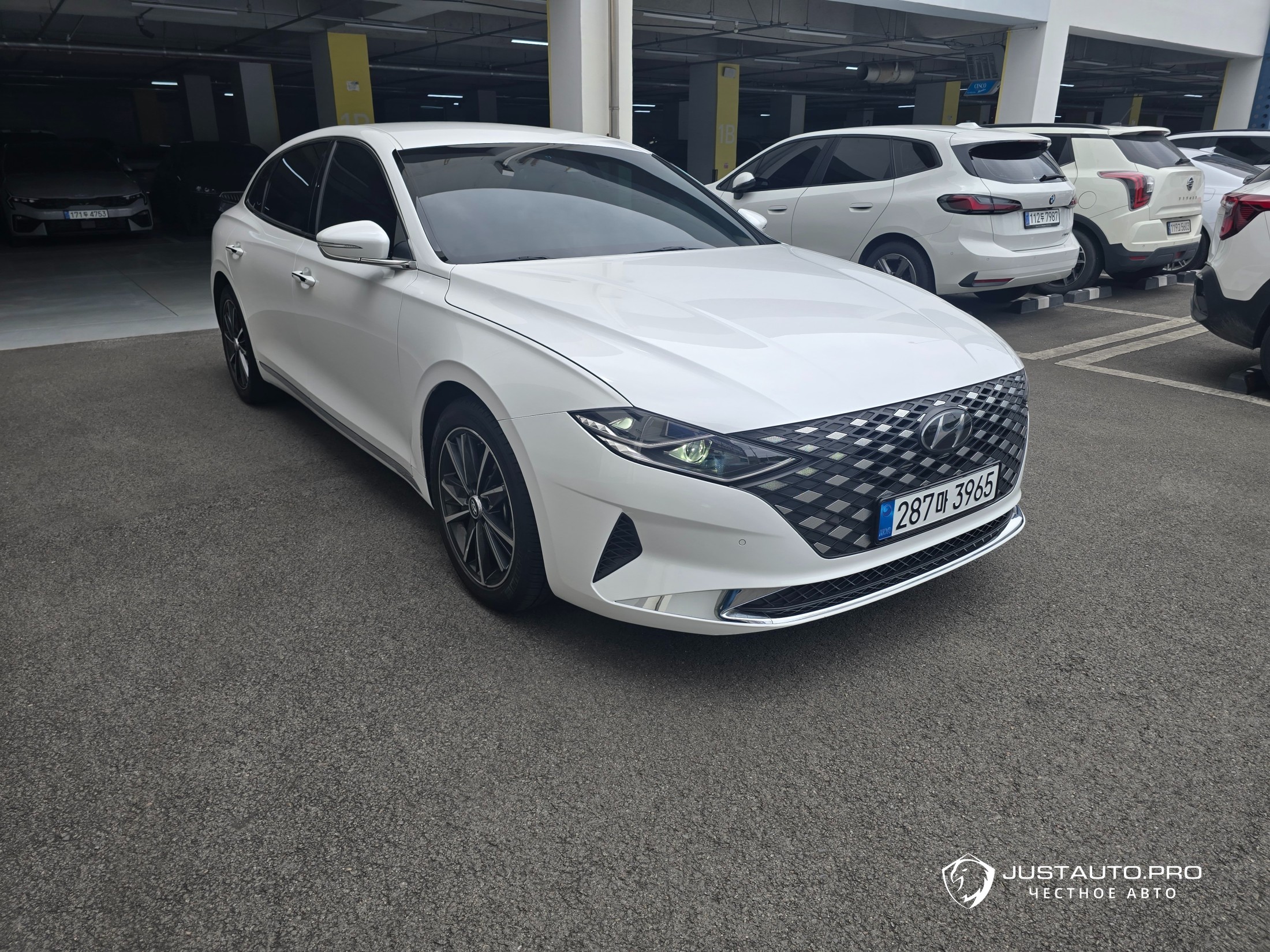 Автомобиль Hyundai Grandeur
