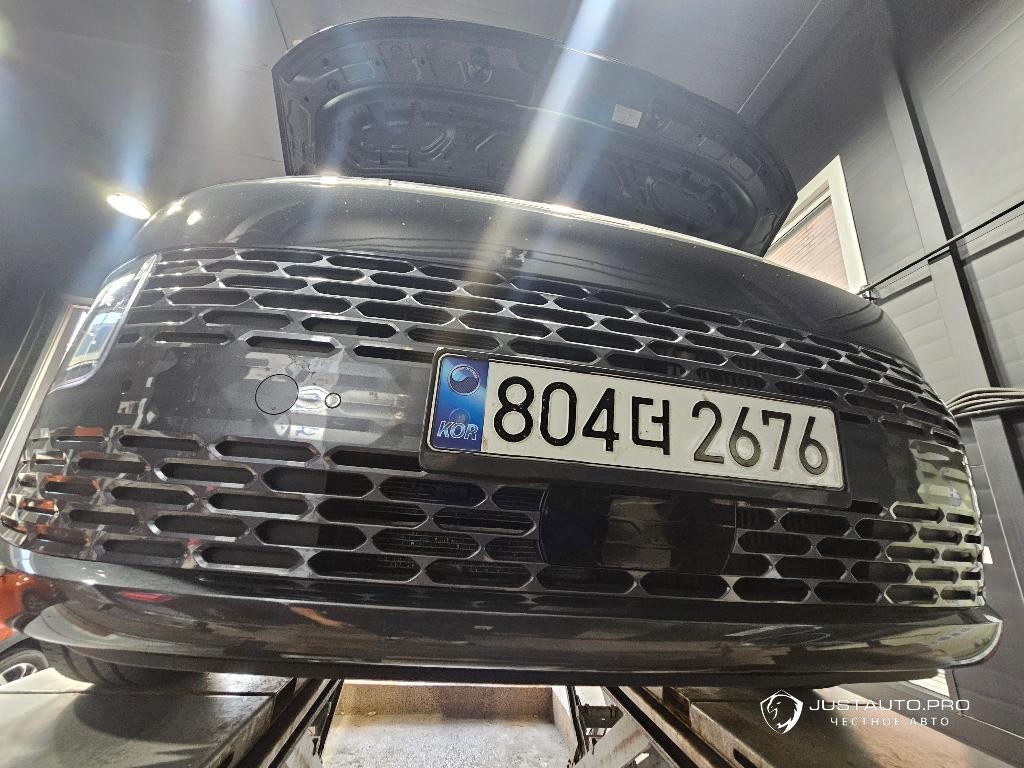 Автомобиль Hyundai Staria