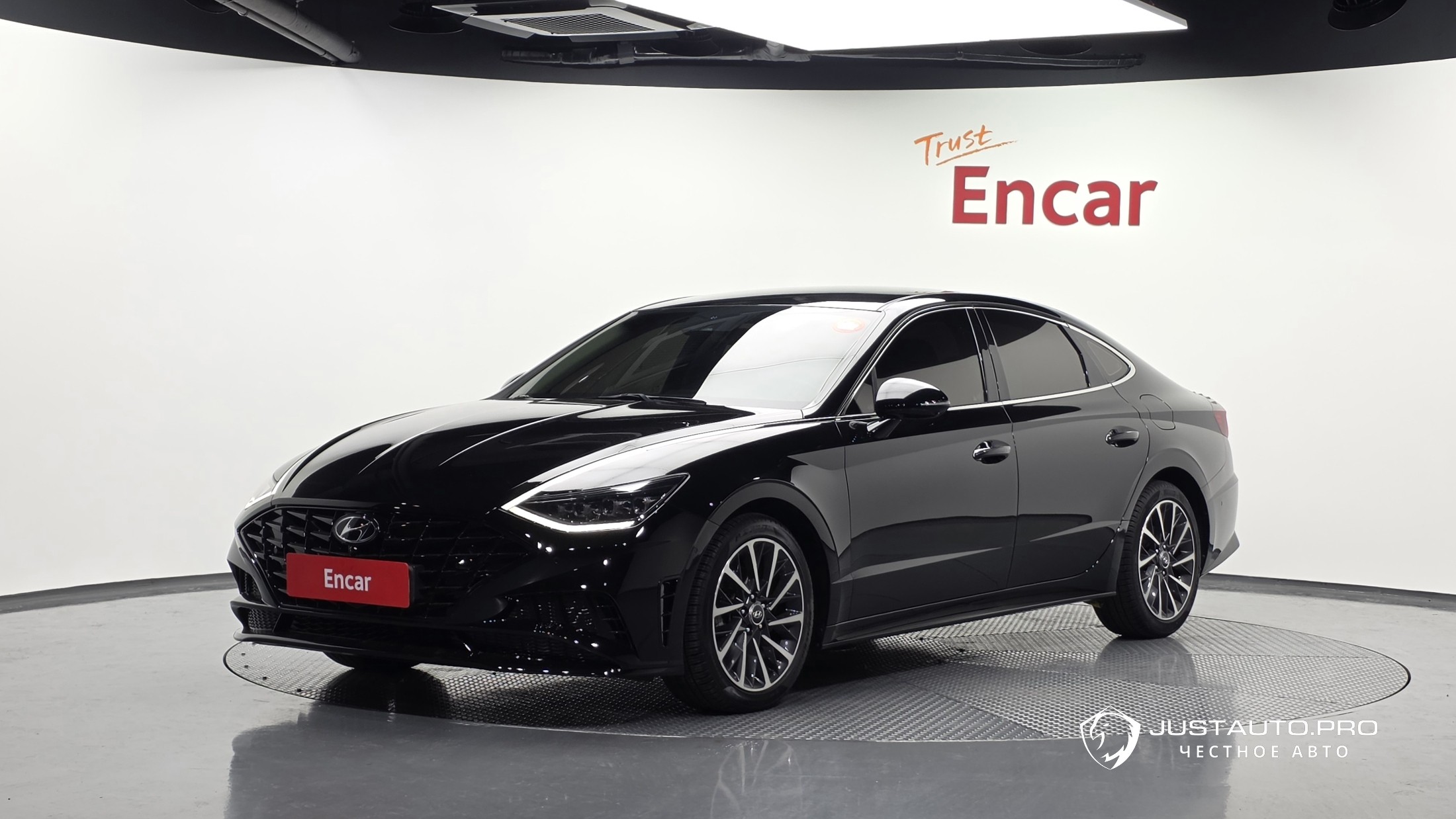 Автомобиль Hyundai Sonata