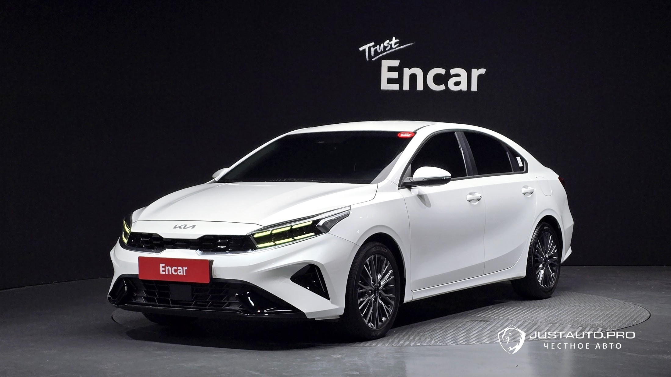Автомобиль Kia K3