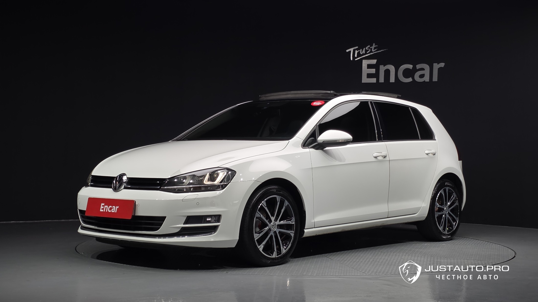 Автомобиль Volkswagen Golf