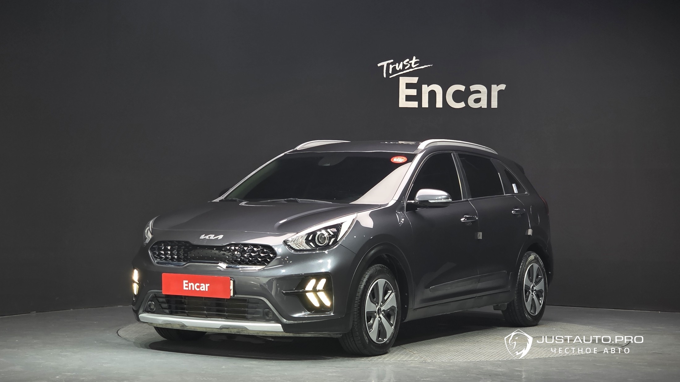 Автомобиль Kia Niro