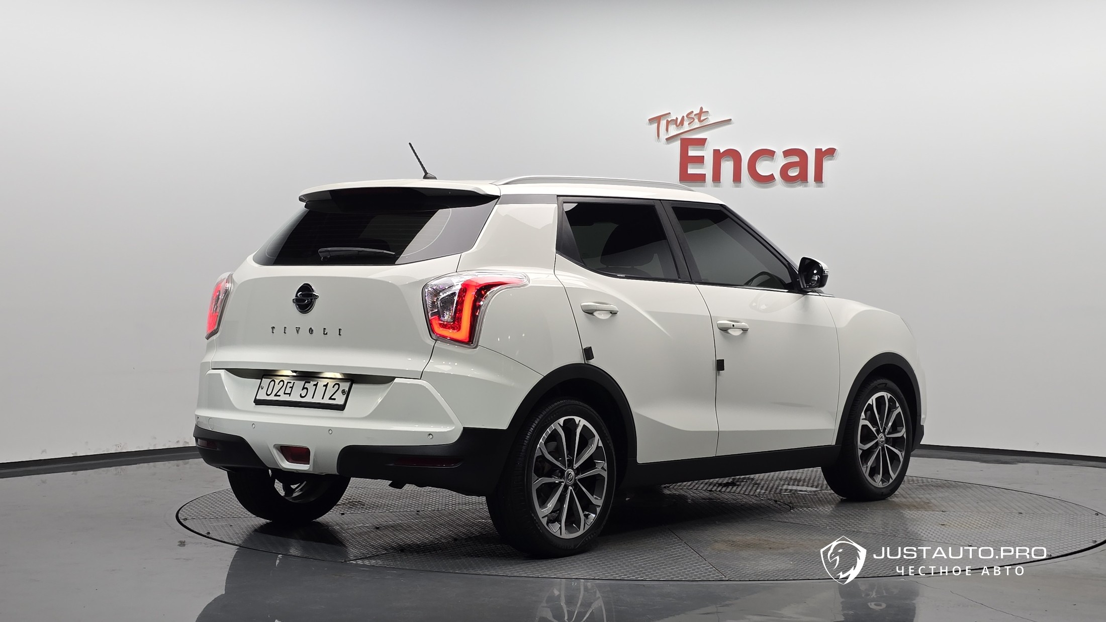 Автомобиль KG_Mobility_Ssangyong TIBOLI