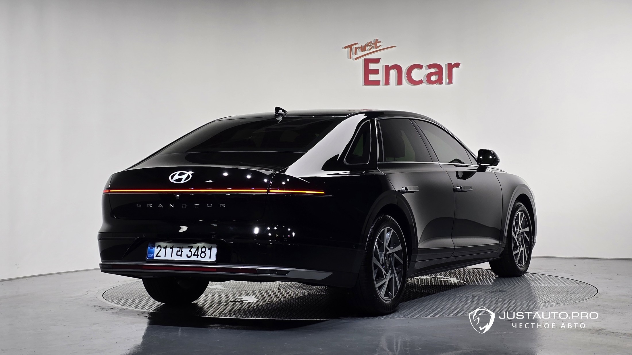 Автомобиль Hyundai Grandeur