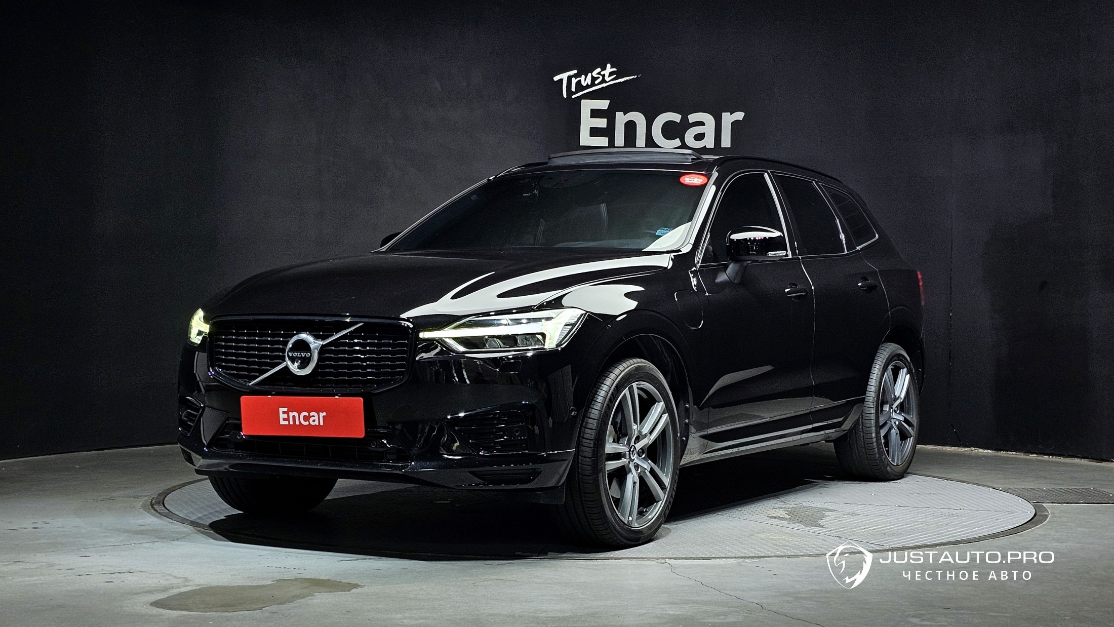 Автомобиль Volvo XC60