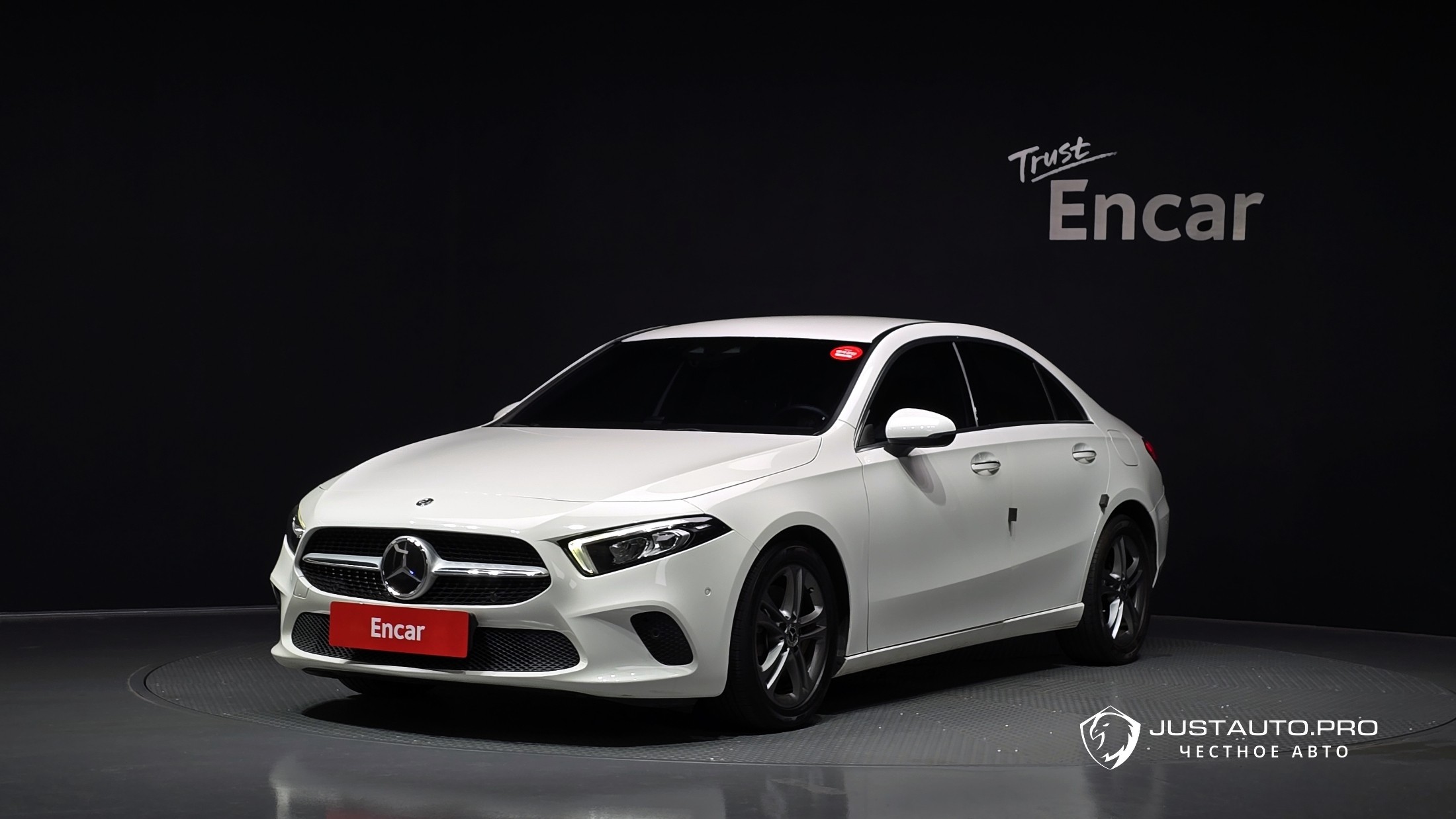 Автомобиль Mercedes-Benz A-Class