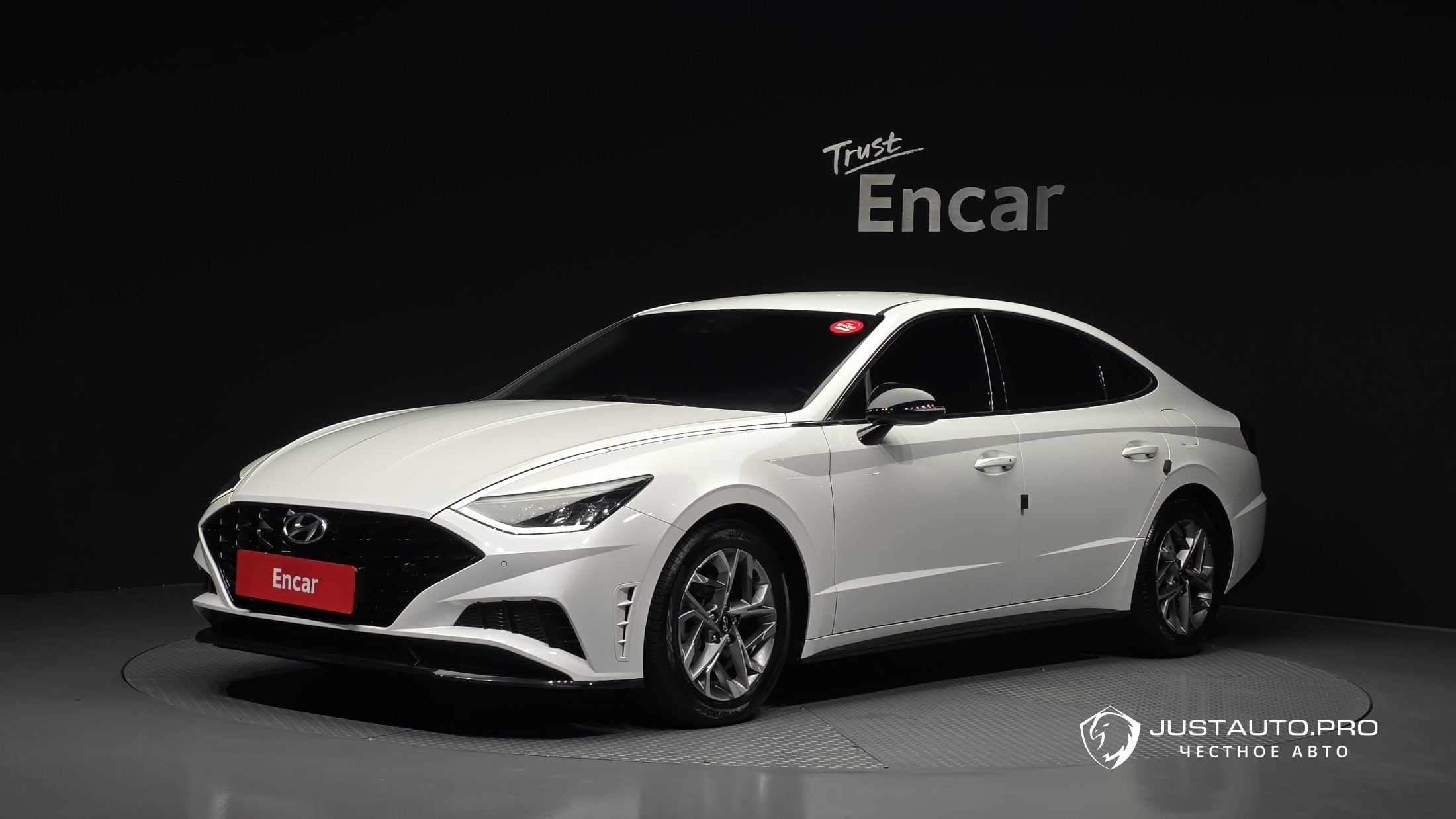 Автомобиль Hyundai Sonata