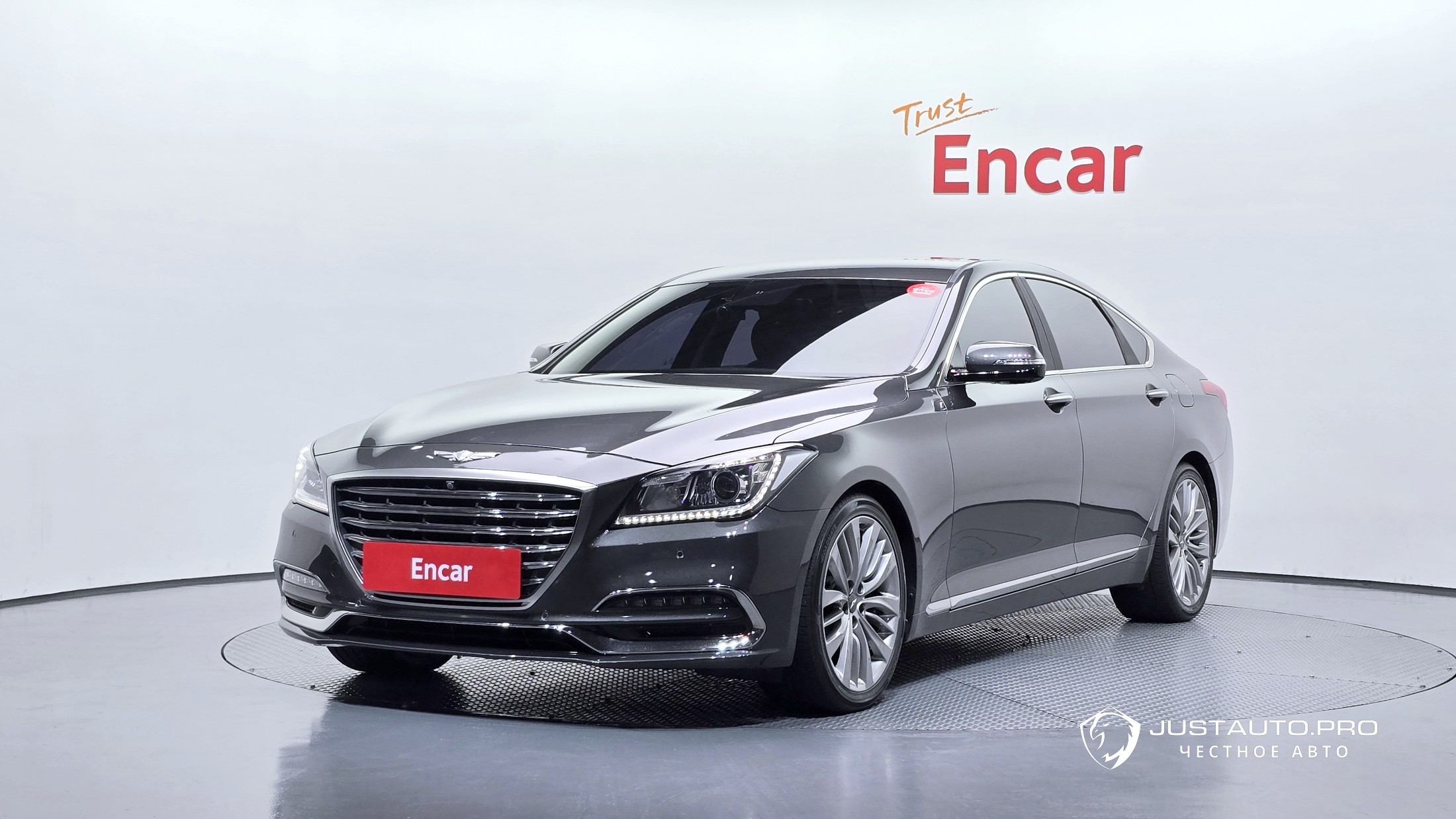 Автомобиль Genesis G80