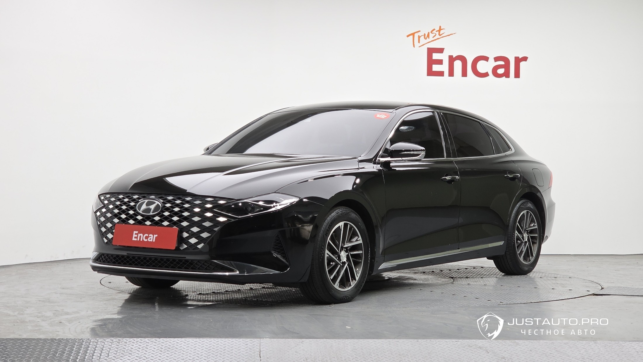 Автомобиль Hyundai Grandeur