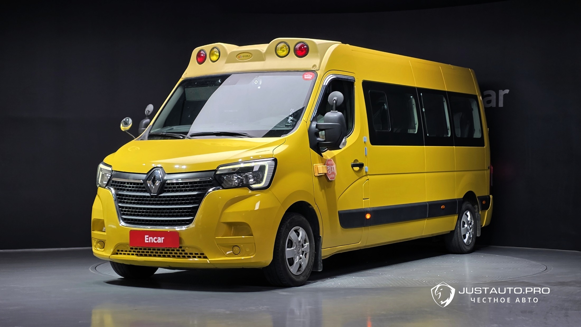Автомобиль Renault-KoreaSamsung Master