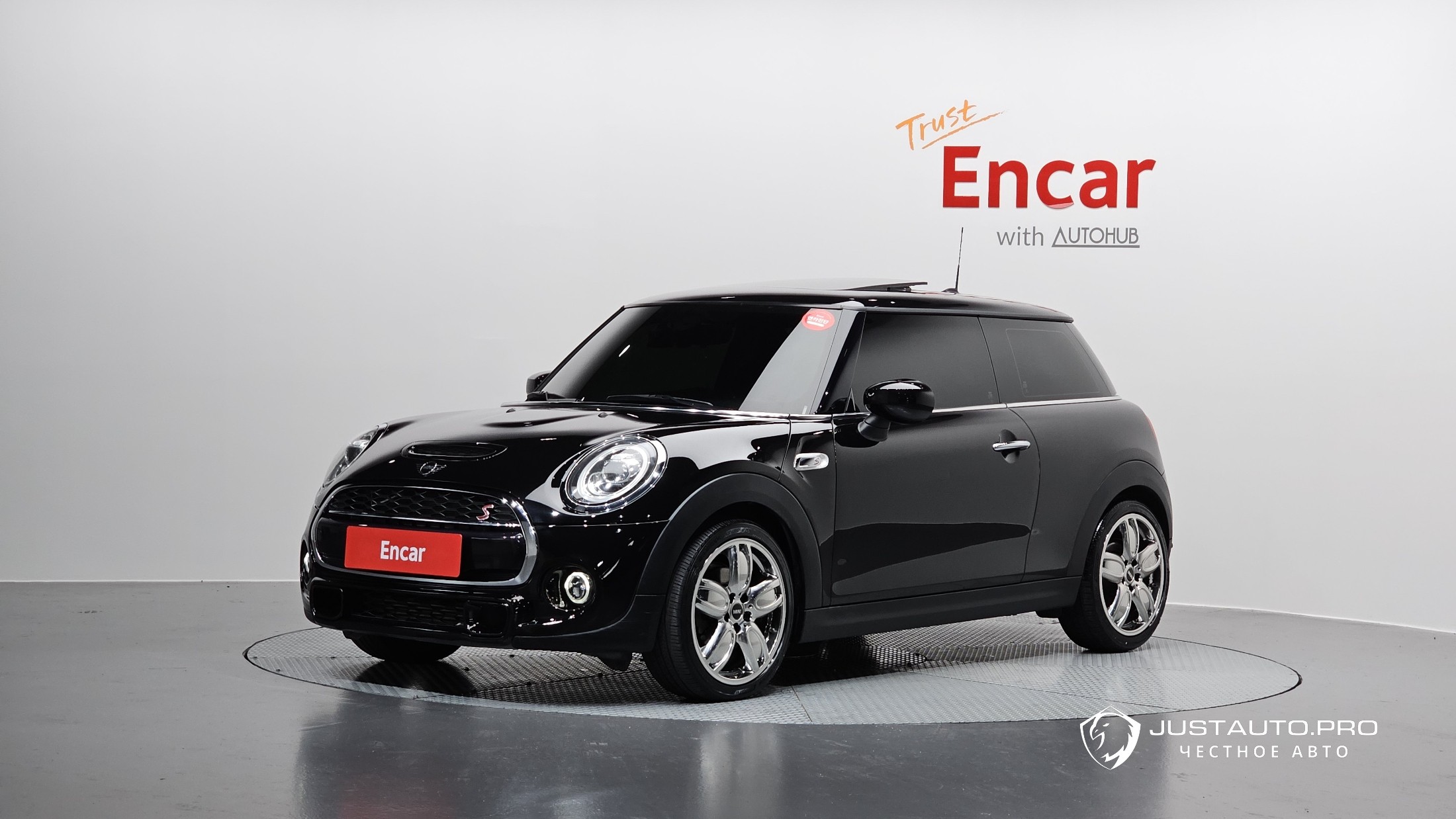 Автомобиль Mini Cooper